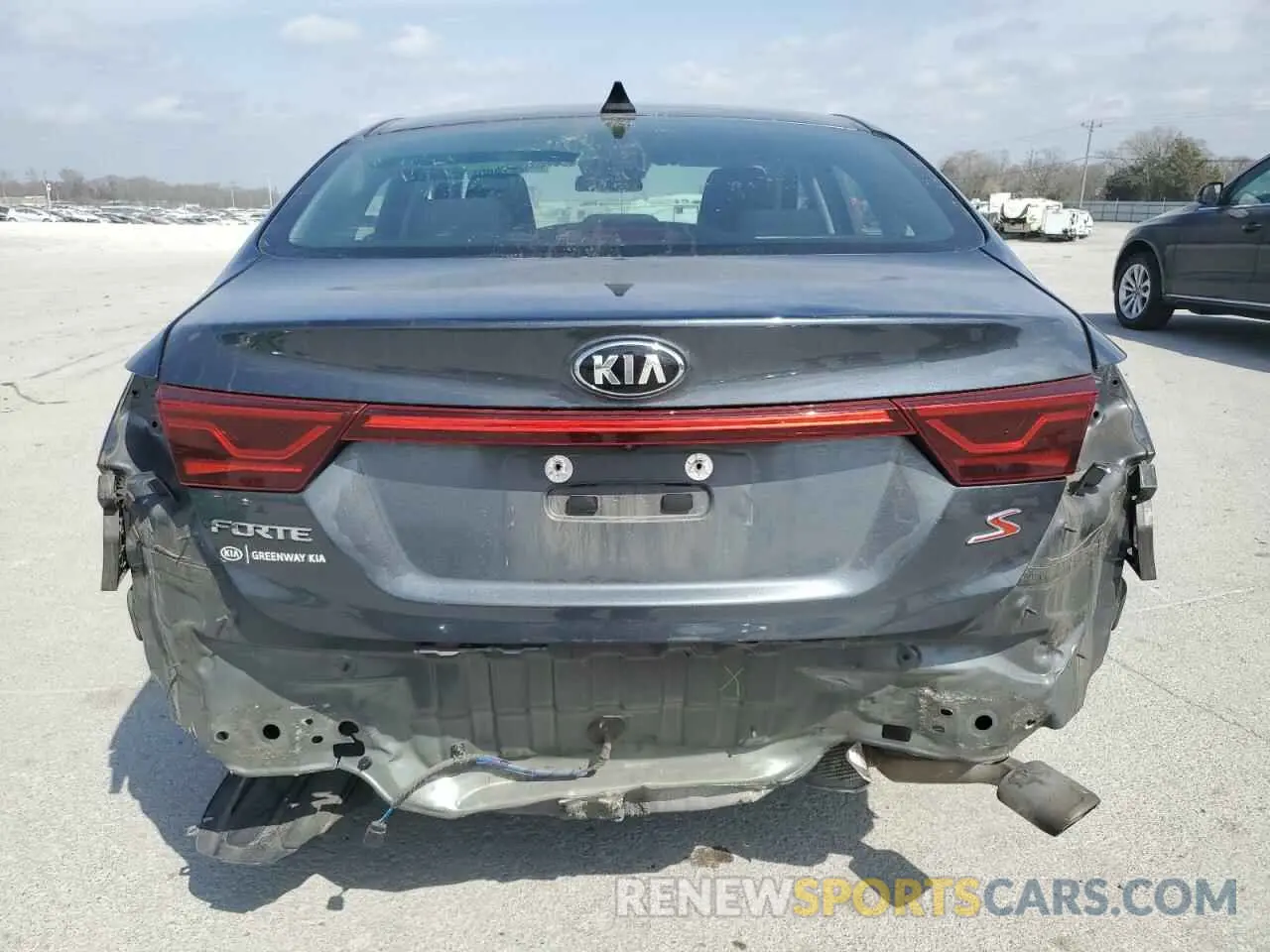 6 Фотография поврежденного автомобиля 3KPF34AD1KE120586 KIA FORTE 2019