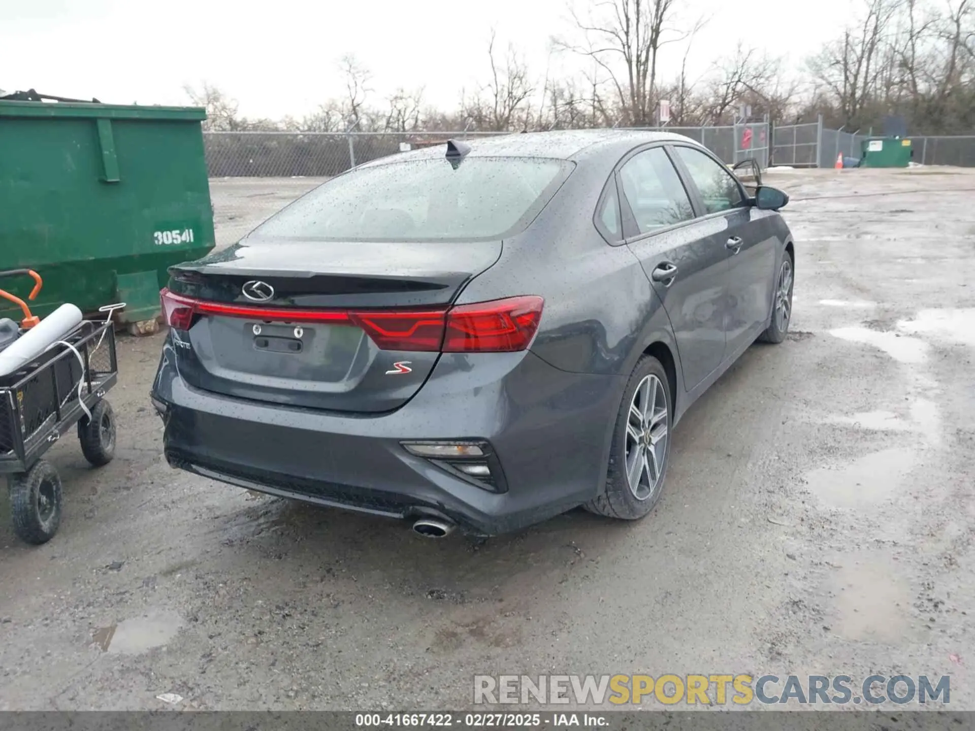 4 Photograph of a damaged car 3KPF34AD2KE015894 KIA FORTE 2019