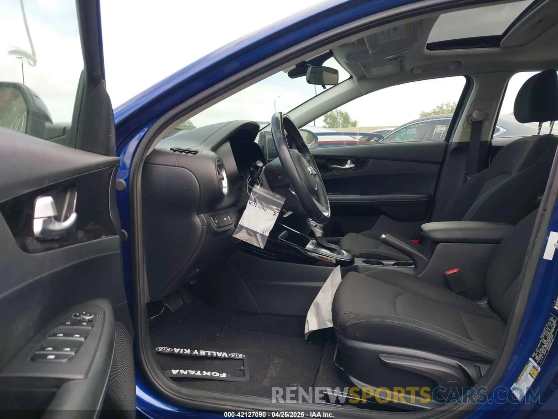 5 Photograph of a damaged car 3KPF34AD2KE017208 KIA FORTE 2019