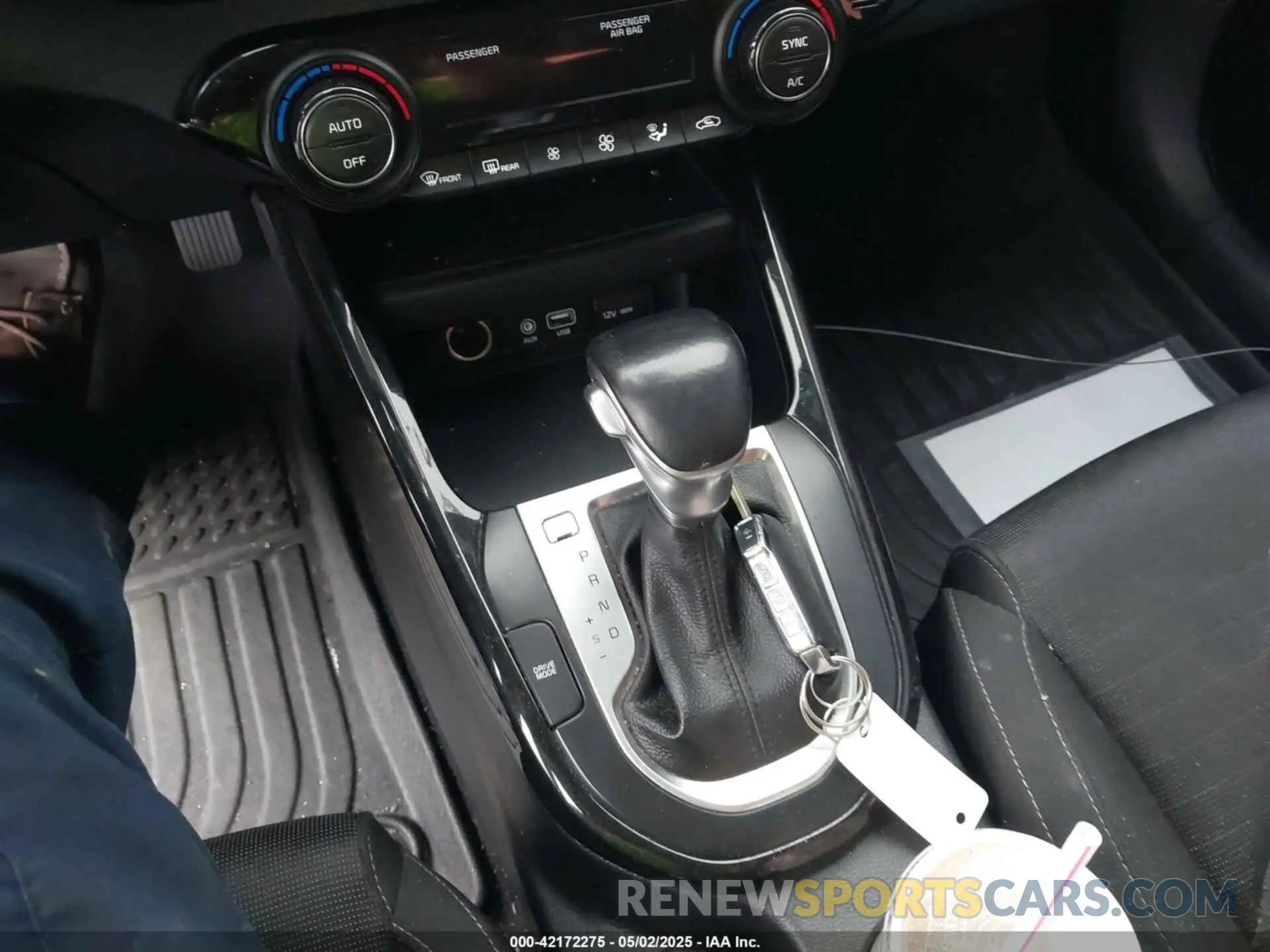 11 Photograph of a damaged car 3KPF34AD2KE022795 KIA FORTE 2019