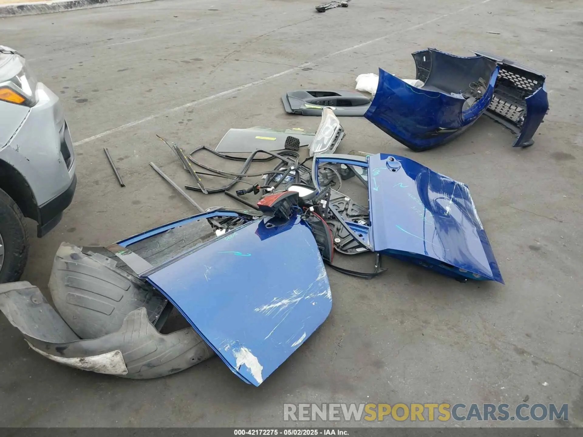 12 Photograph of a damaged car 3KPF34AD2KE022795 KIA FORTE 2019