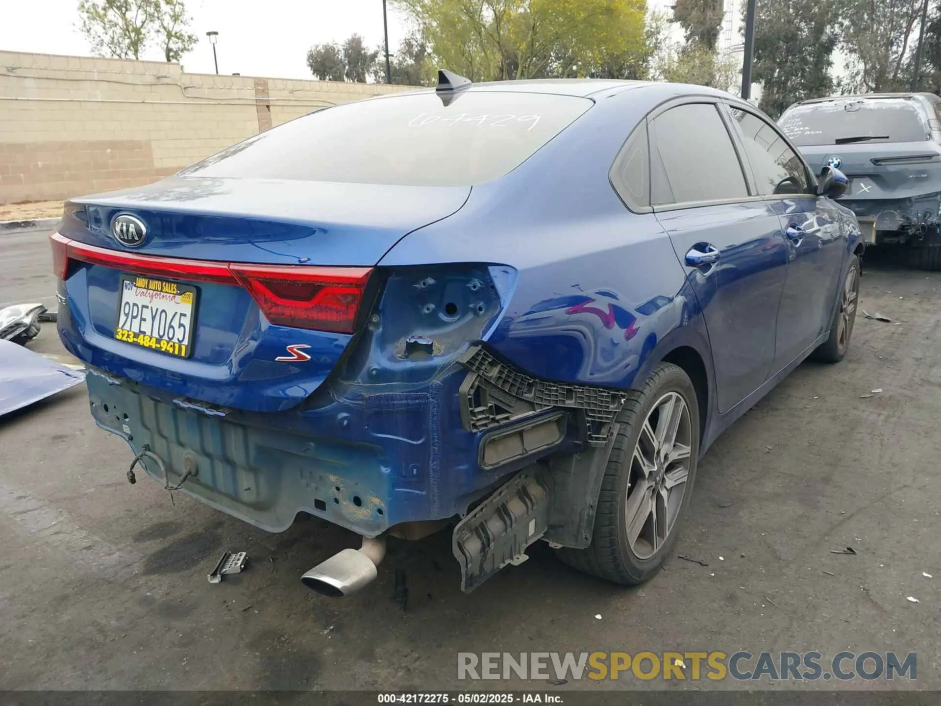 4 Photograph of a damaged car 3KPF34AD2KE022795 KIA FORTE 2019