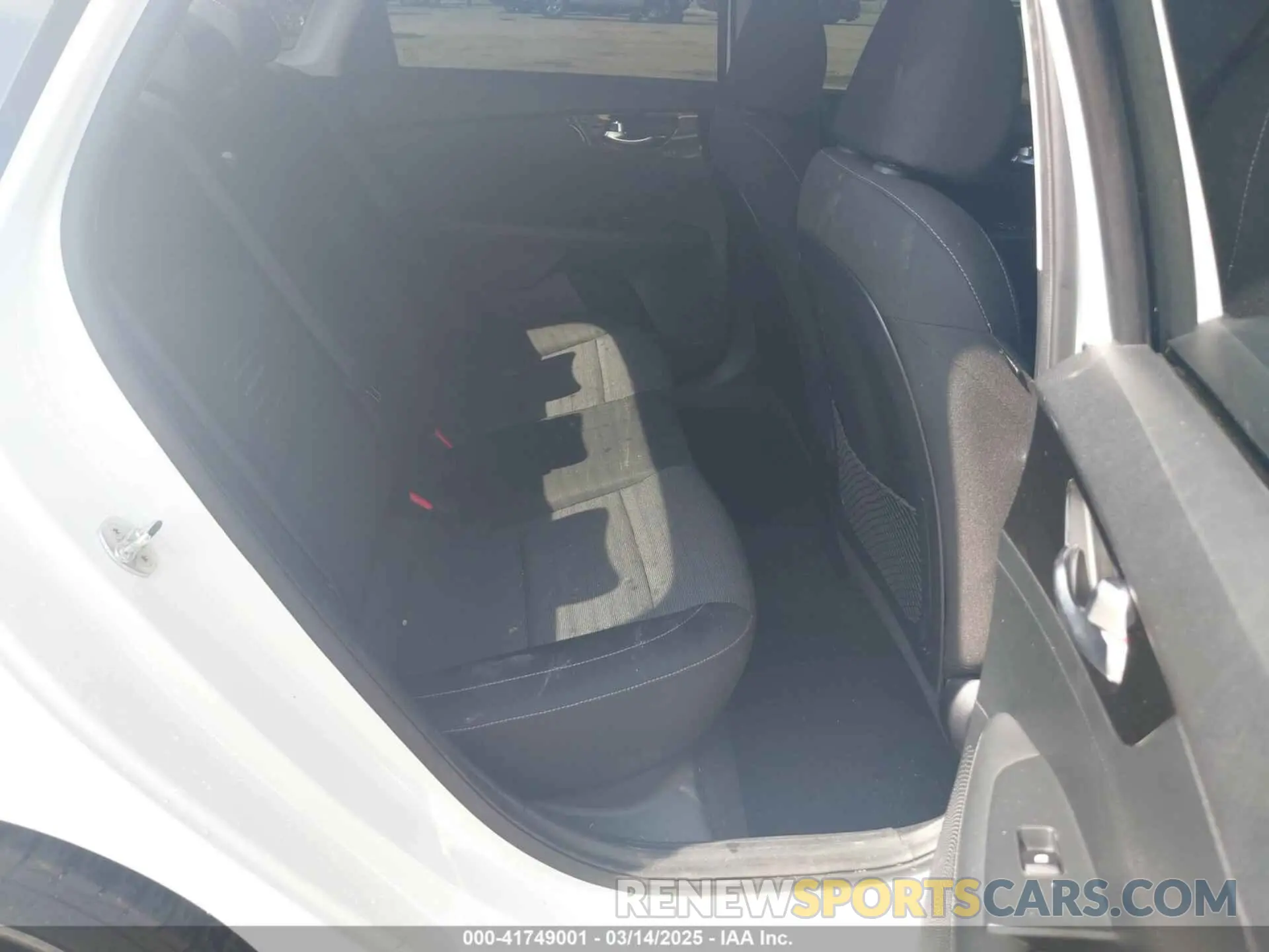 8 Photograph of a damaged car 3KPF34AD2KE028516 KIA FORTE 2019