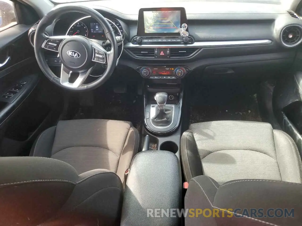 8 Photograph of a damaged car 3KPF34AD2KE069132 KIA FORTE 2019