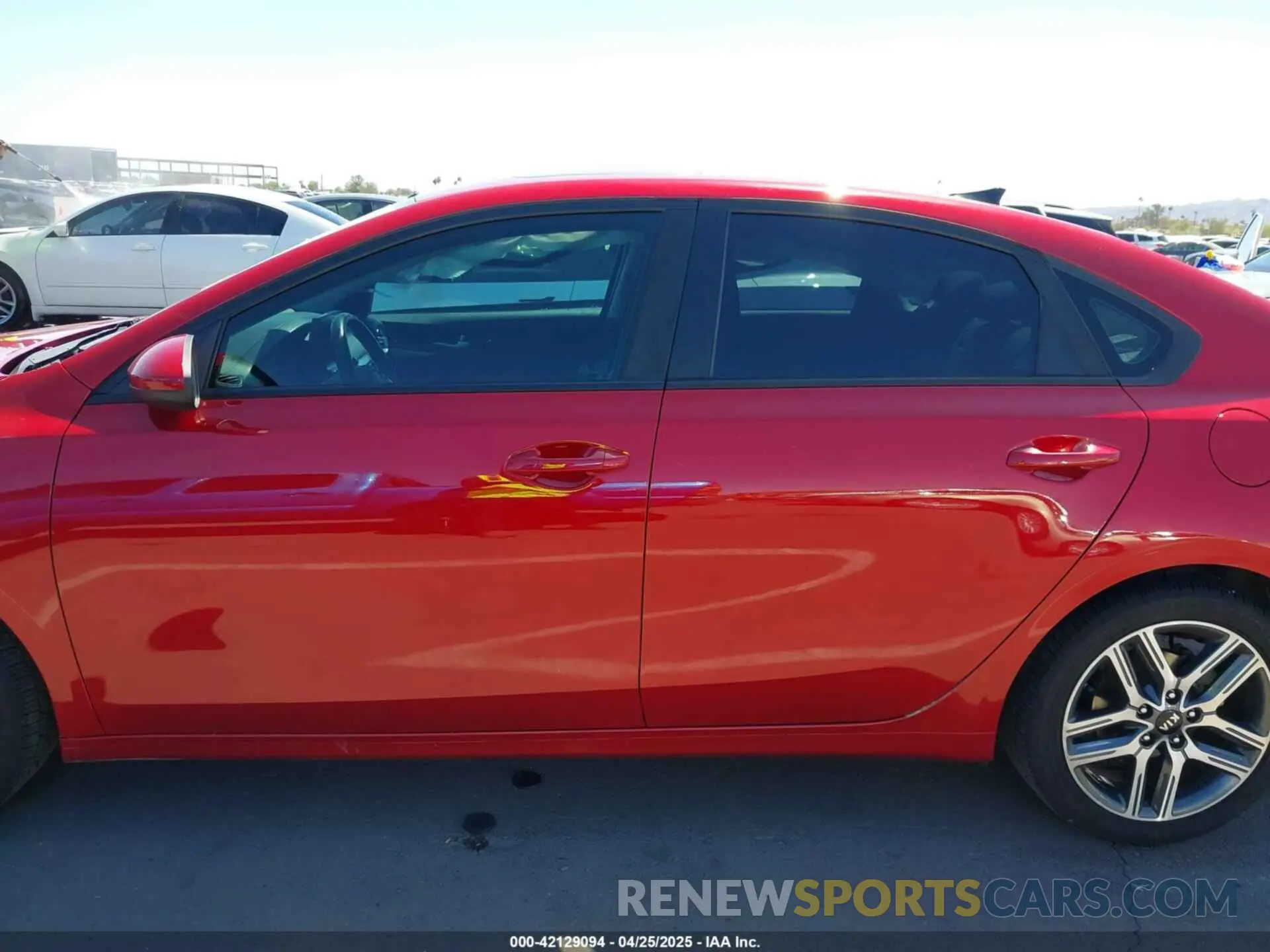 15 Фотография поврежденного автомобиля 3KPF34AD3KE006864 KIA FORTE 2019