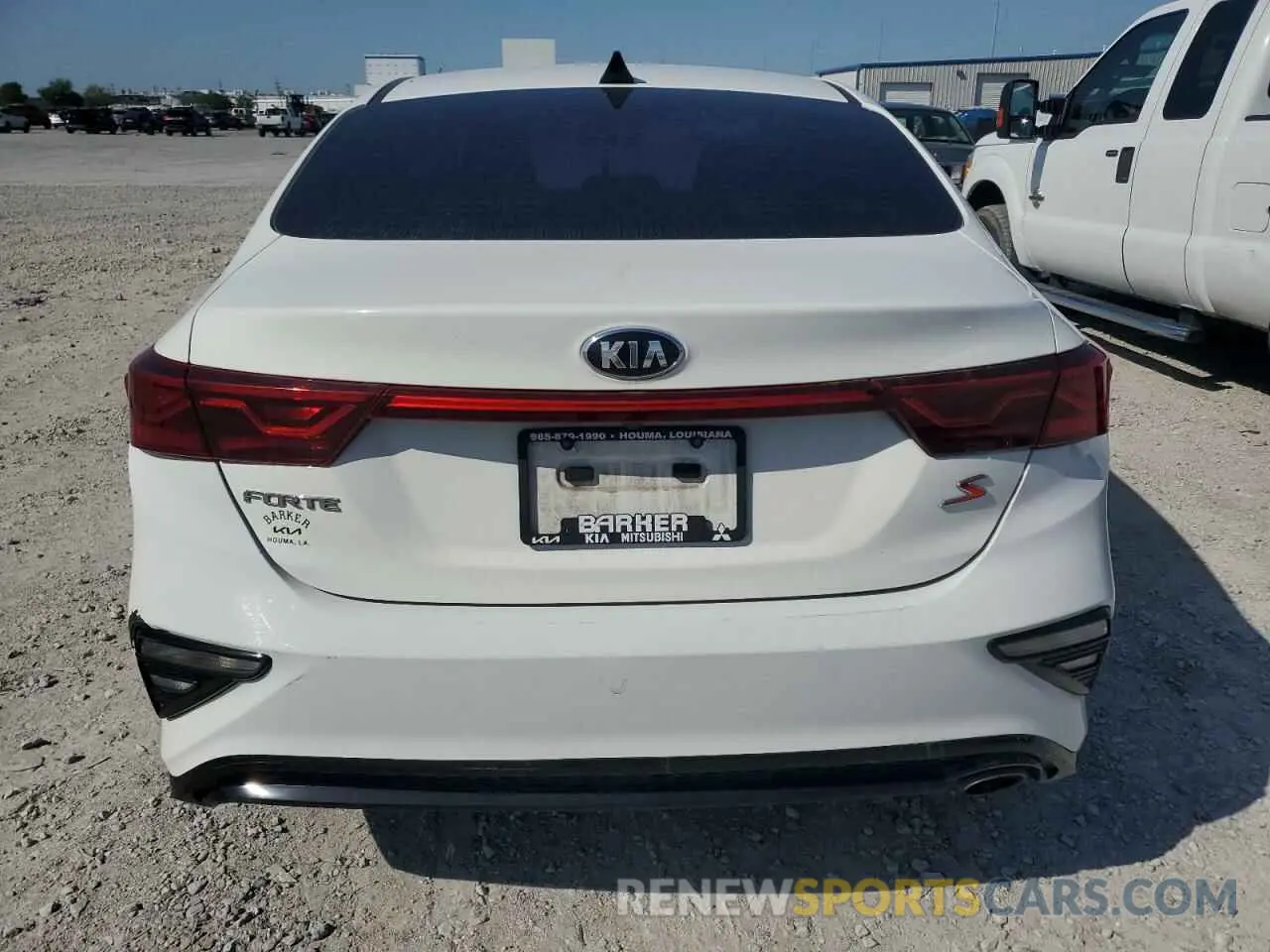 6 Фотография поврежденного автомобиля 3KPF34AD4KE135857 KIA FORTE 2019