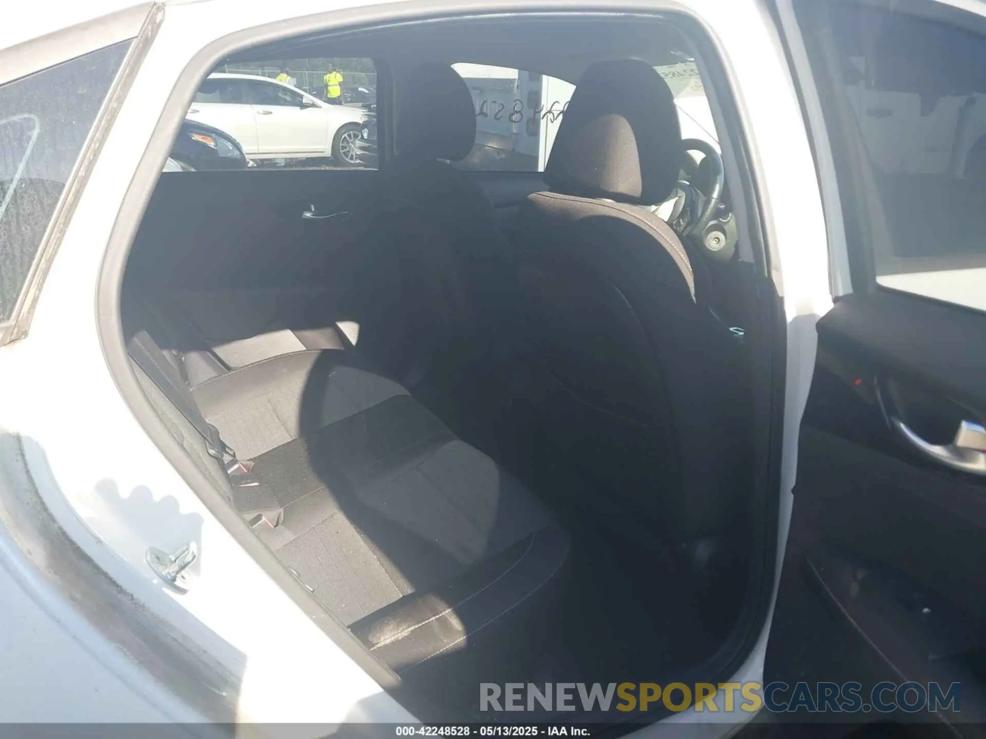 8 Фотография поврежденного автомобиля 3KPF34AD5KE026596 KIA FORTE 2019