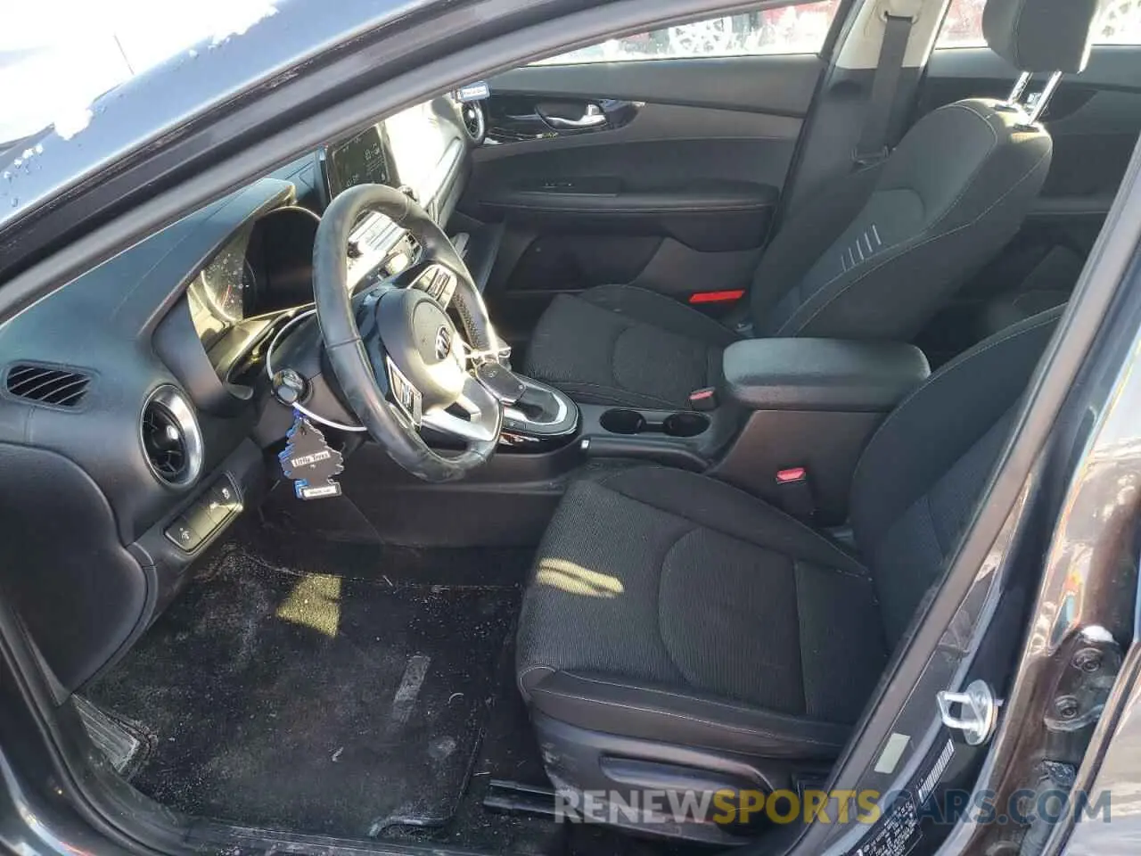 7 Photograph of a damaged car 3KPF34AD6KE063513 KIA FORTE 2019