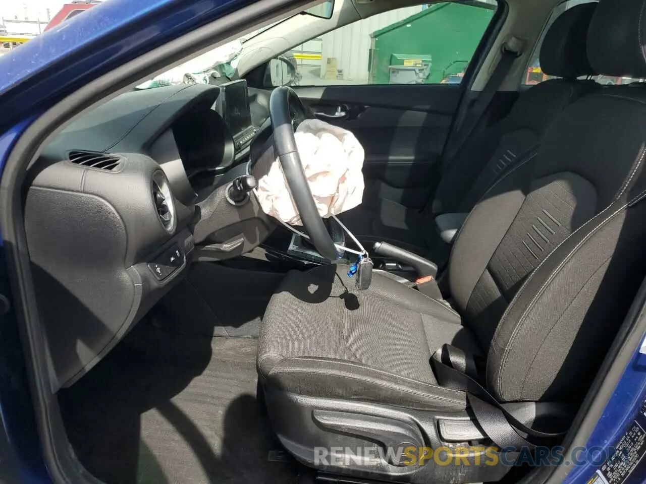 7 Фотография поврежденного автомобиля 3KPF34AD7KE022095 KIA FORTE 2019