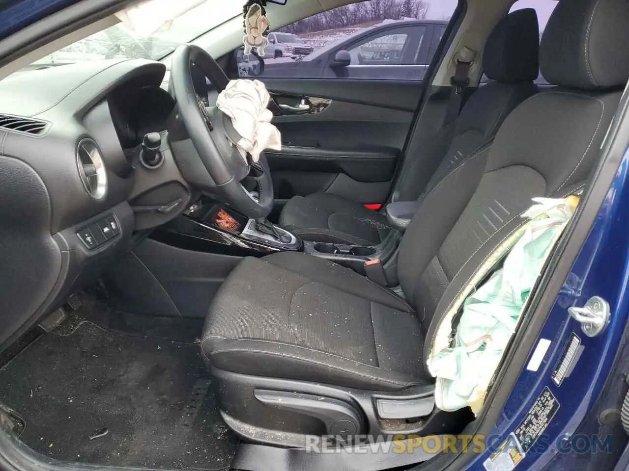 7 Фотография поврежденного автомобиля 3KPF34AD7KE027684 KIA FORTE 2019