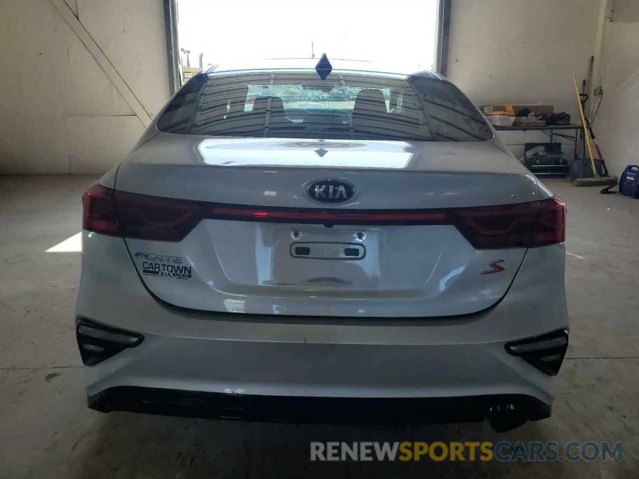 6 Фотография поврежденного автомобиля 3KPF34AD7KE032626 KIA FORTE 2019