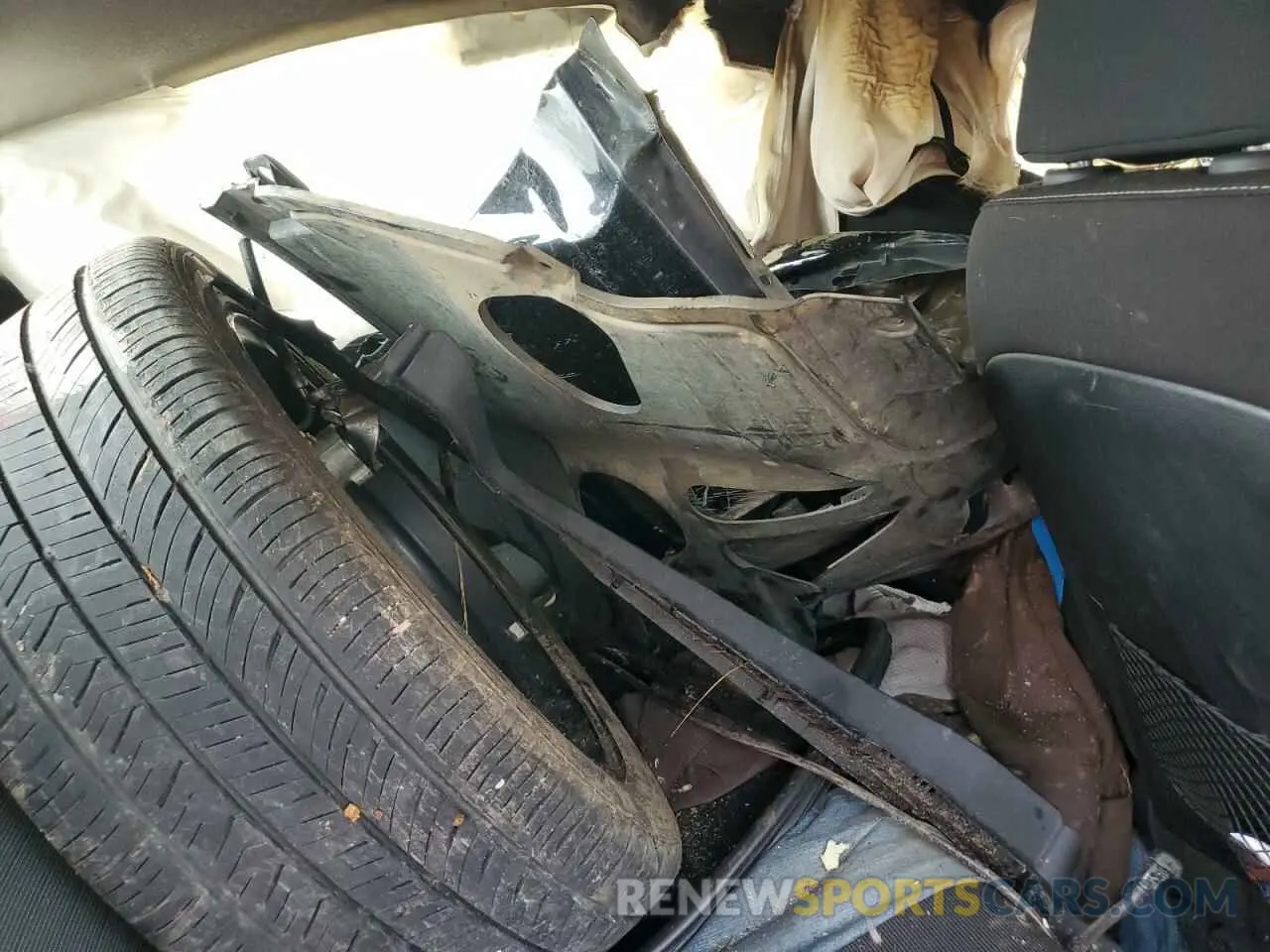 12 Фотография поврежденного автомобиля 3KPF34AD7KE056733 KIA FORTE 2019
