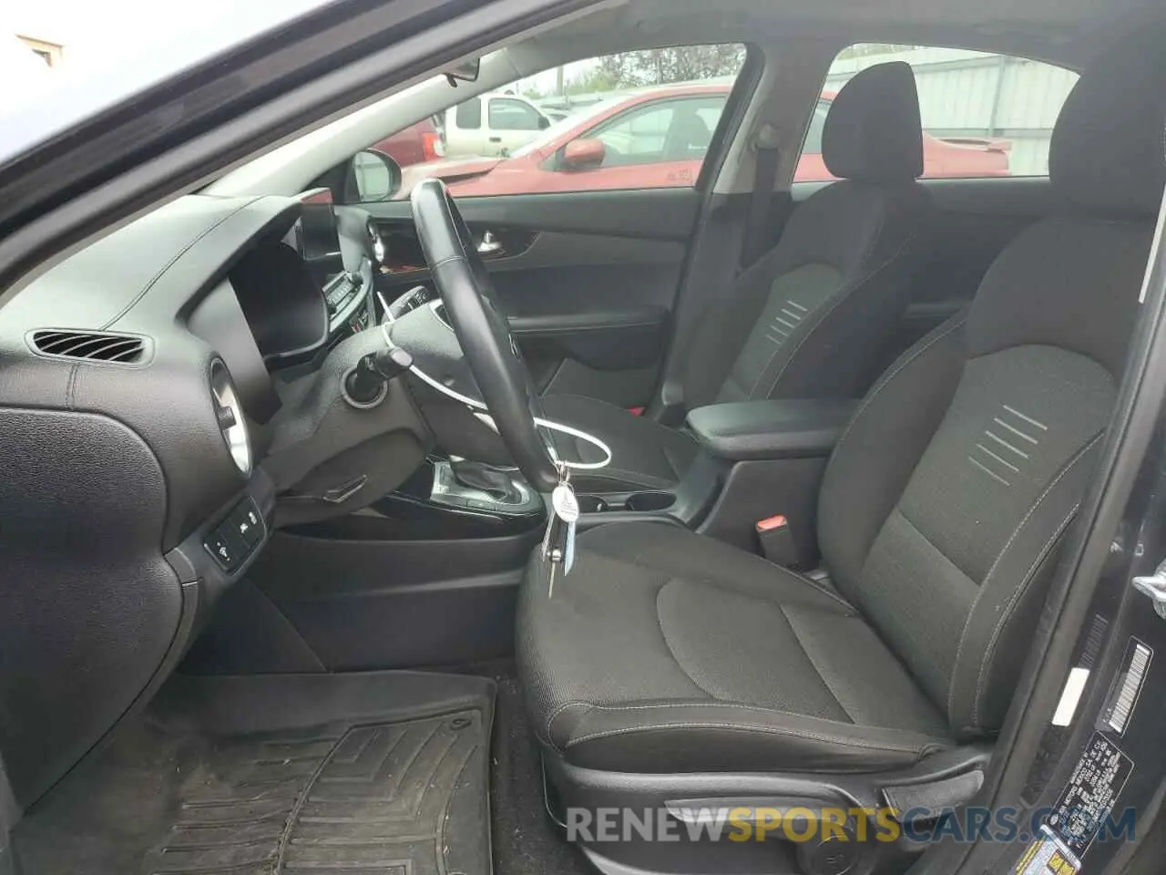 7 Фотография поврежденного автомобиля 3KPF34AD7KE075556 KIA FORTE 2019