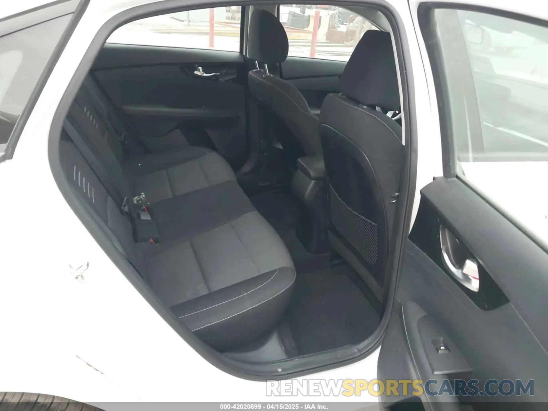 8 Фотография поврежденного автомобиля 3KPF34AD8KE006973 KIA FORTE 2019