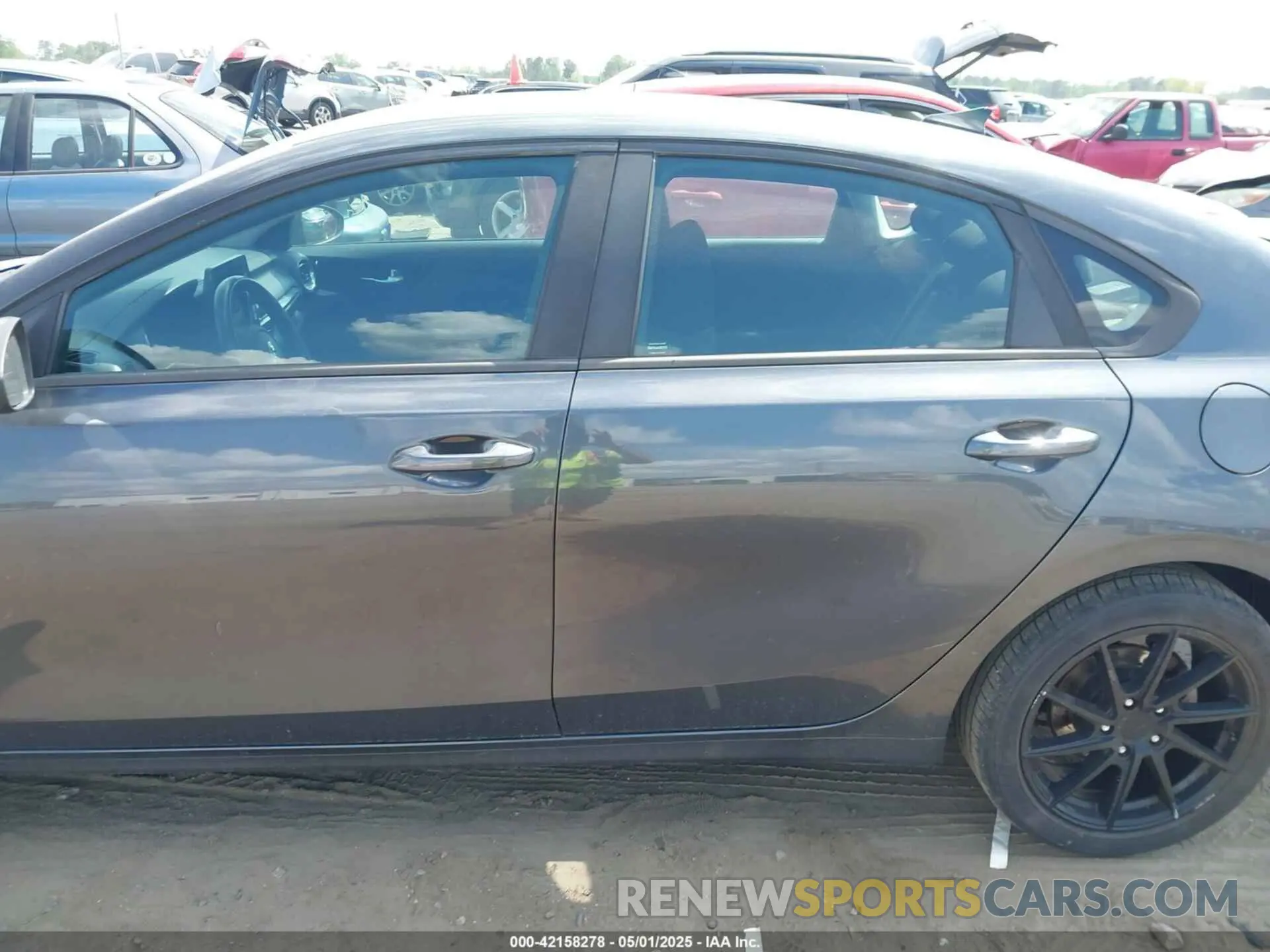14 Фотография поврежденного автомобиля 3KPF34AD8KE027709 KIA FORTE 2019