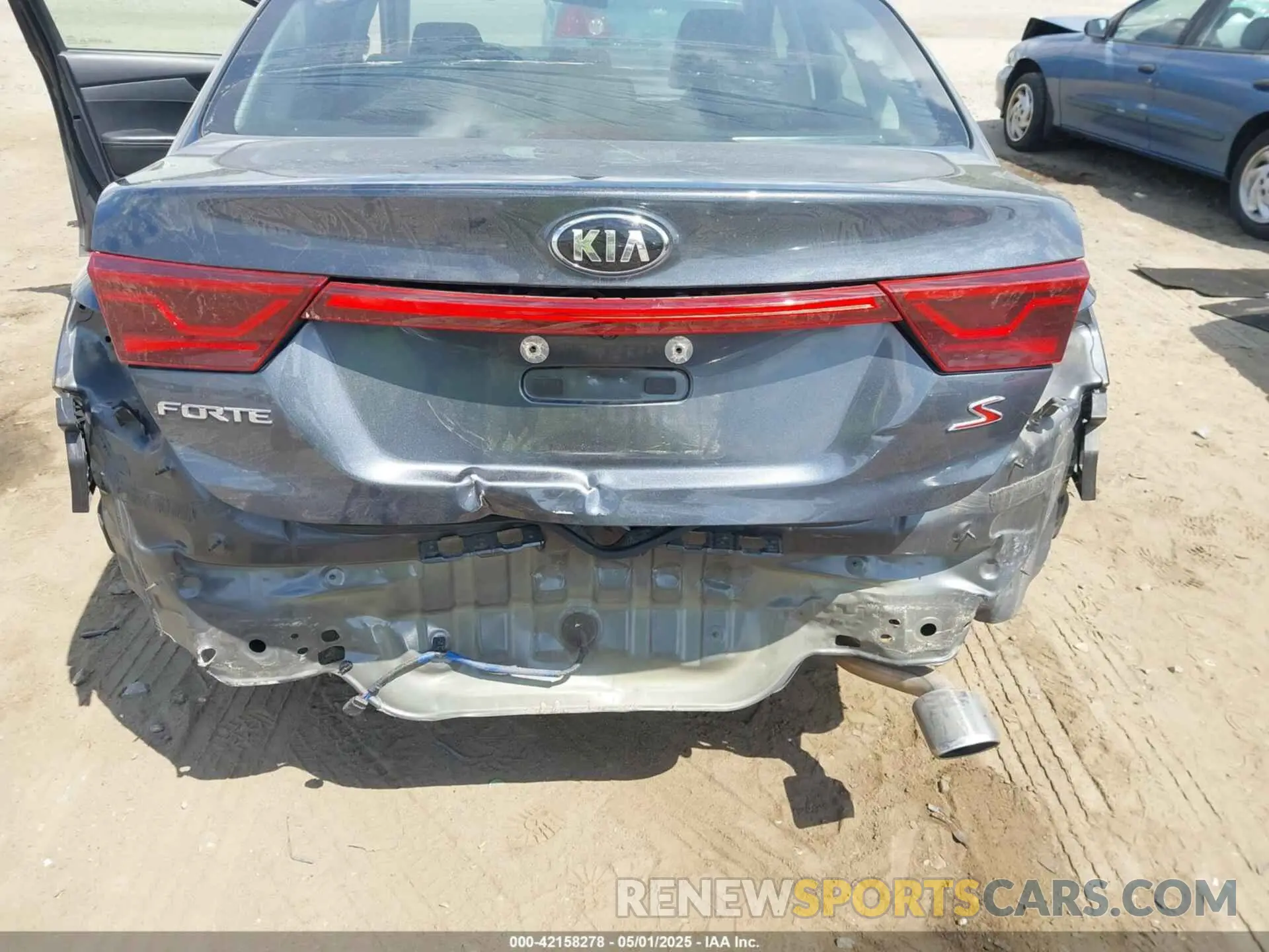 6 Фотография поврежденного автомобиля 3KPF34AD8KE027709 KIA FORTE 2019
