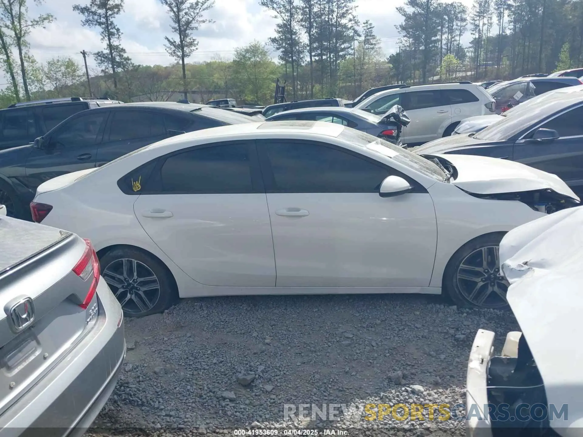 12 Фотография поврежденного автомобиля 3KPF34AD9KE013236 KIA FORTE 2019
