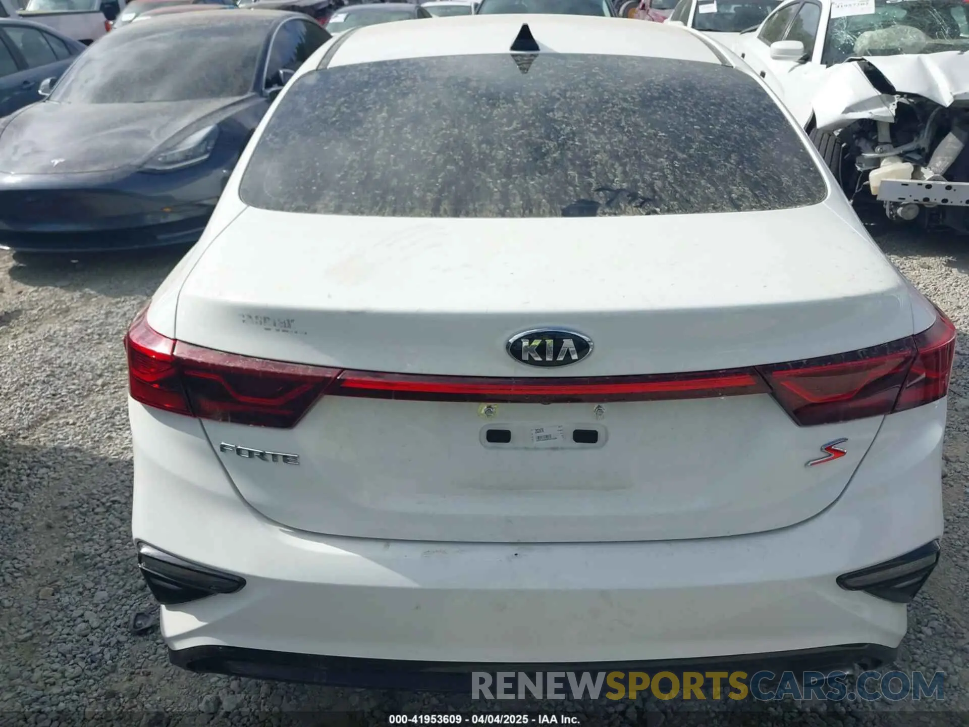 15 Фотография поврежденного автомобиля 3KPF34AD9KE013236 KIA FORTE 2019