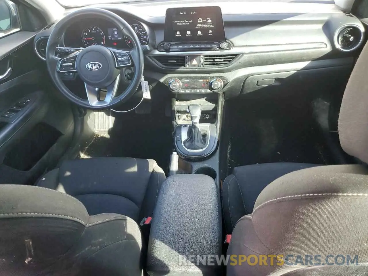 8 Фотография поврежденного автомобиля 3KPF34AD9KE017321 KIA FORTE 2019