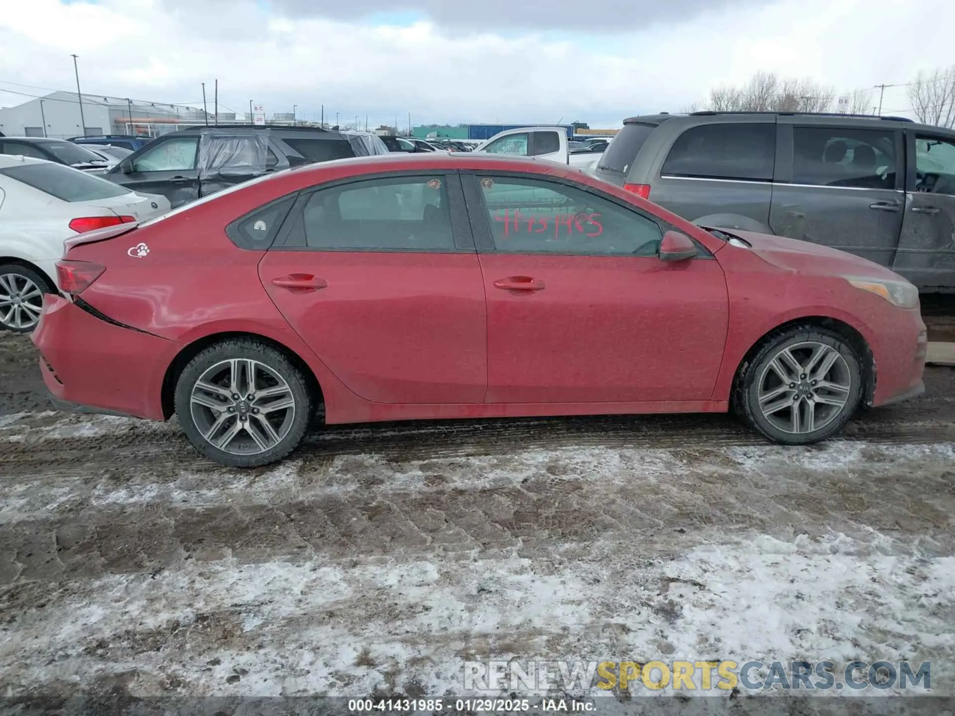 13 Photograph of a damaged car 3KPF34AD9KE045152 KIA FORTE 2019