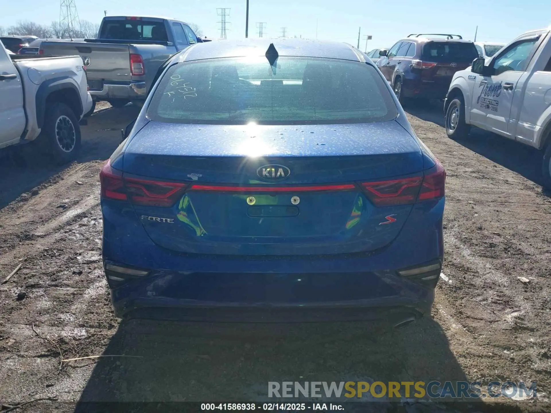 16 Фотография поврежденного автомобиля 3KPF34AD9KE064512 KIA FORTE 2019