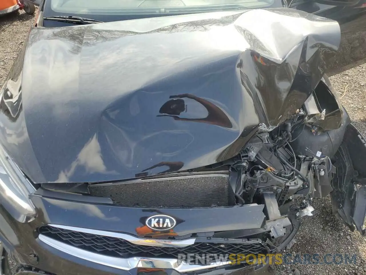11 Фотография поврежденного автомобиля 3KPF34AD9KE072349 KIA FORTE 2019