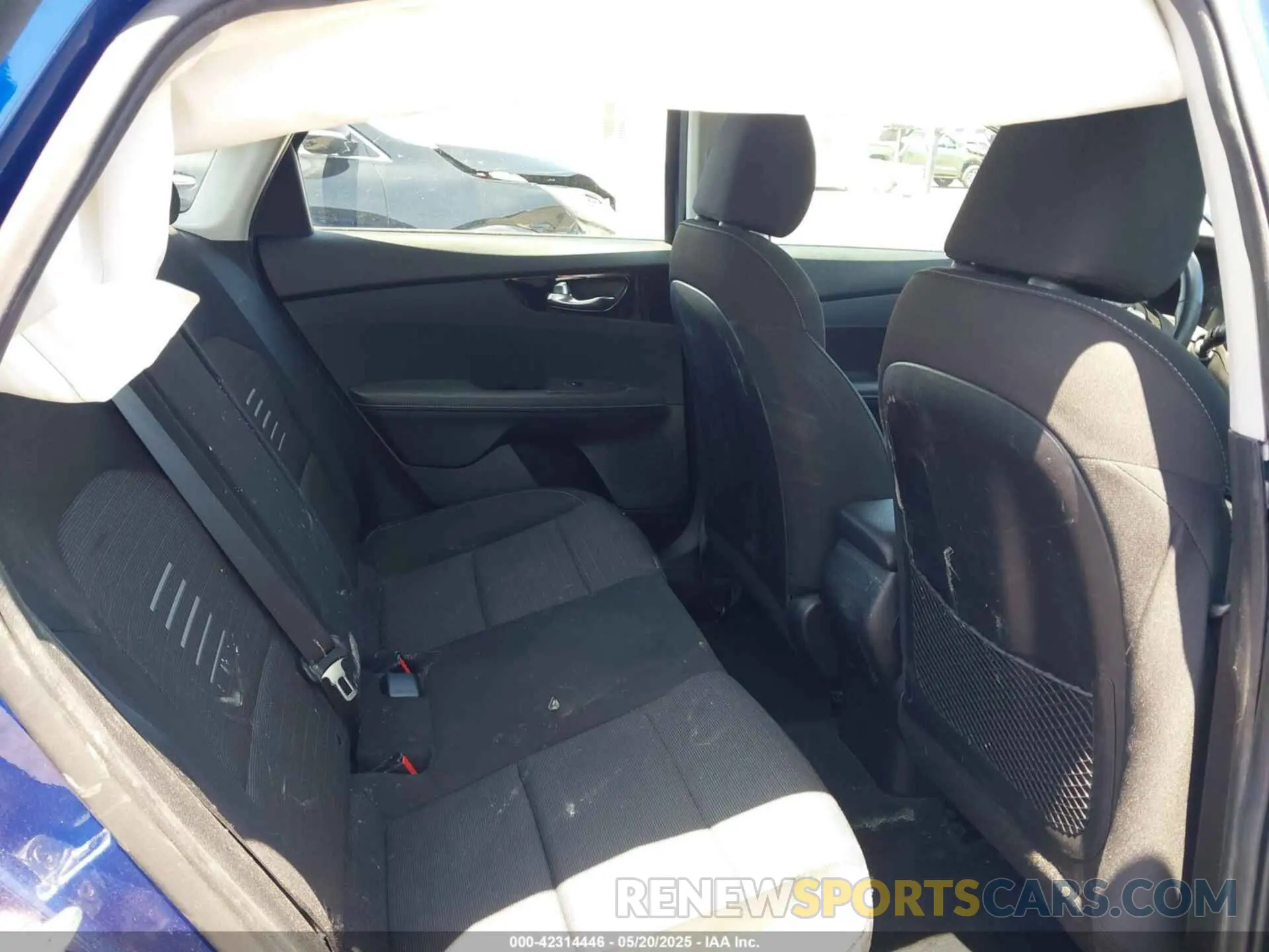8 Фотография поврежденного автомобиля 3KPF34ADXKE068777 KIA FORTE 2019