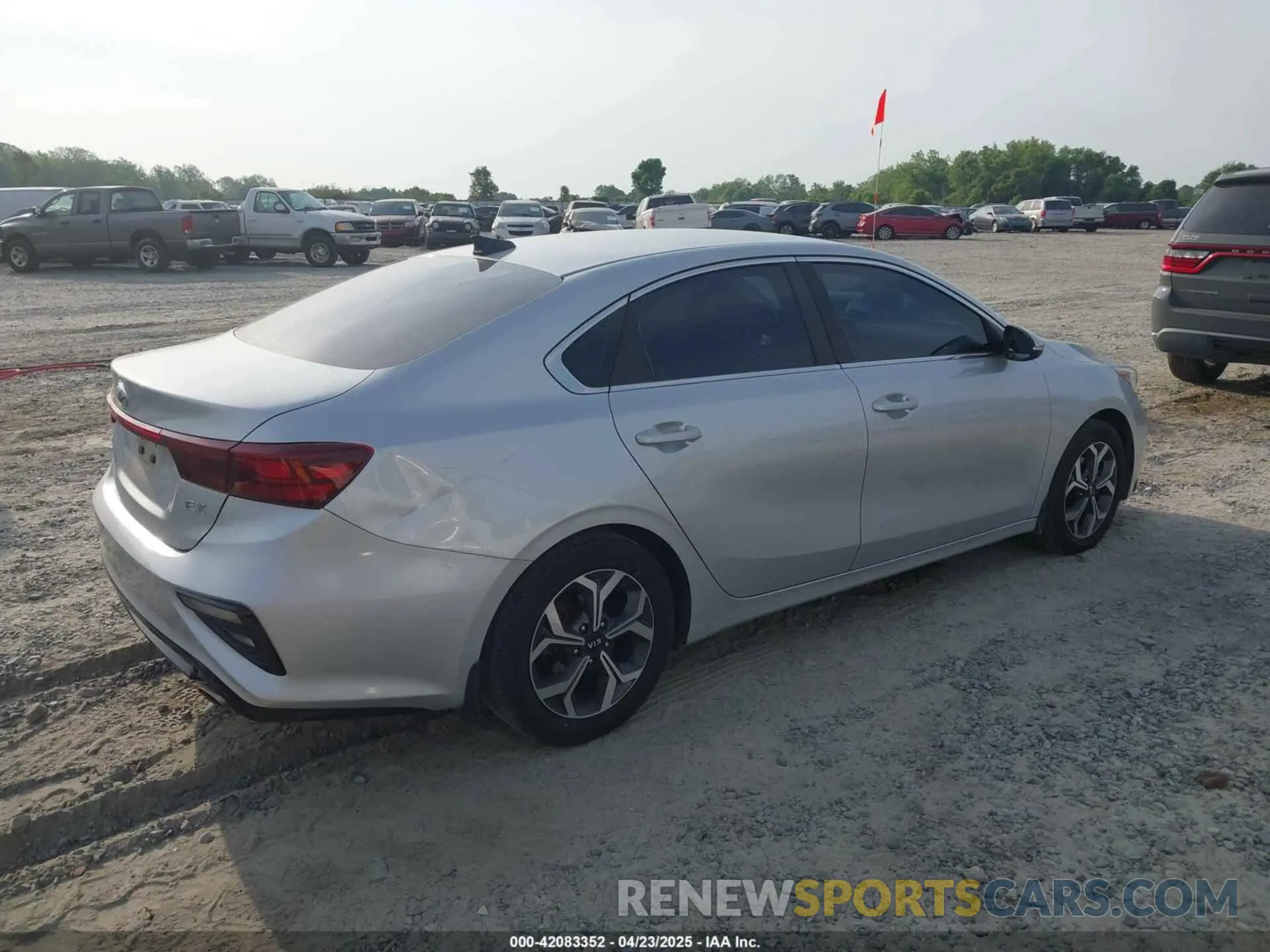 4 Photograph of a damaged car 3KPF54AD0KE047835 KIA FORTE 2019