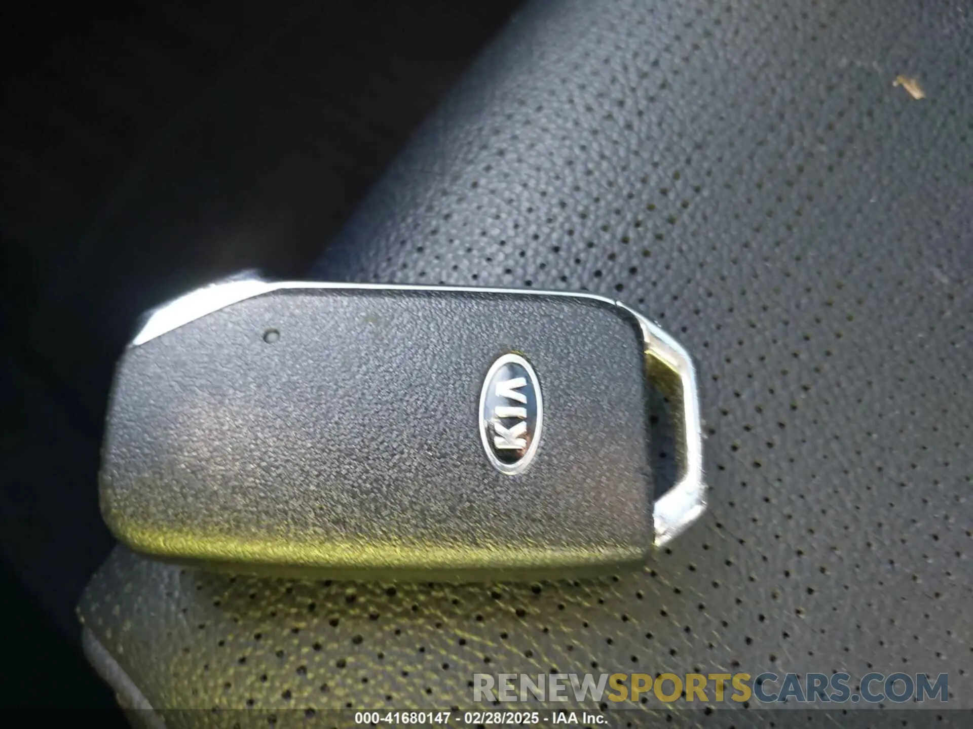 11 Фотография поврежденного автомобиля 3KPF54AD4KE028558 KIA FORTE 2019