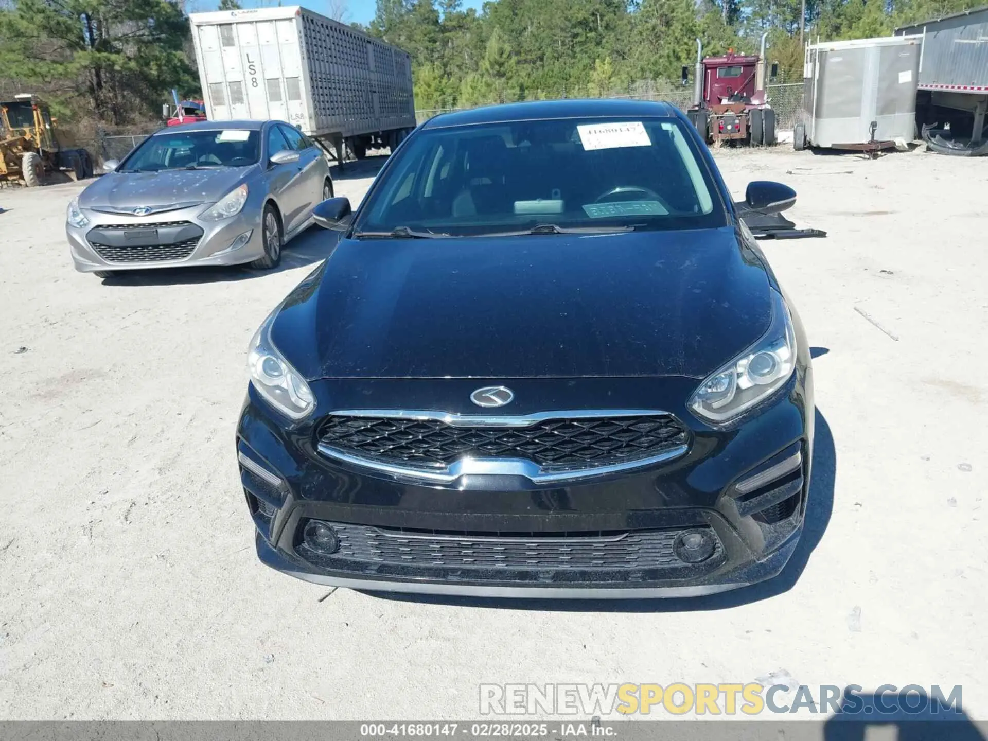 12 Фотография поврежденного автомобиля 3KPF54AD4KE028558 KIA FORTE 2019
