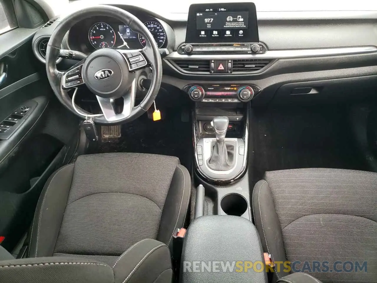 8 Photograph of a damaged car 3KPF54AD5KE008481 KIA FORTE 2019