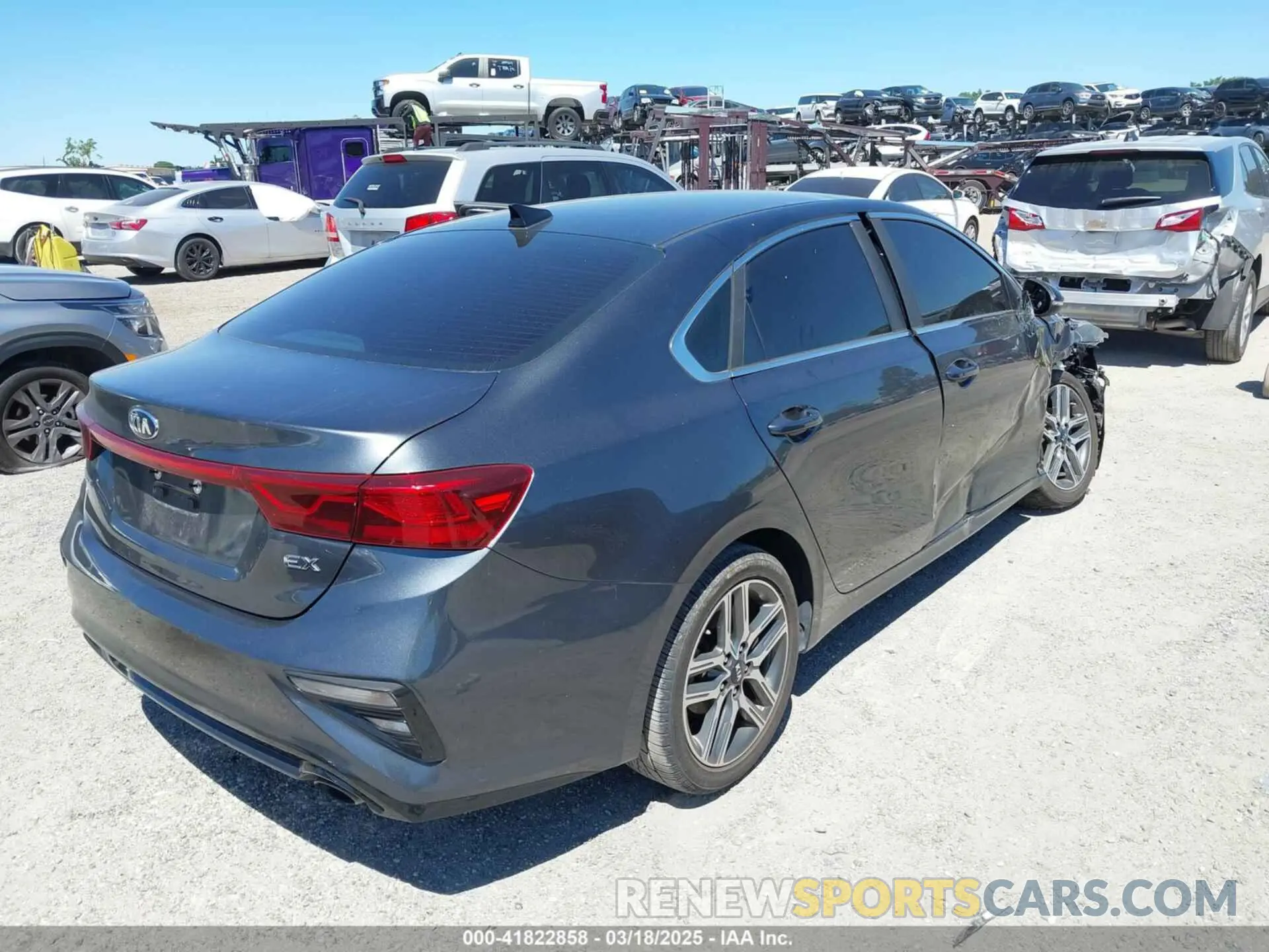 4 Photograph of a damaged car 3KPF54AD5KE030206 KIA FORTE 2019