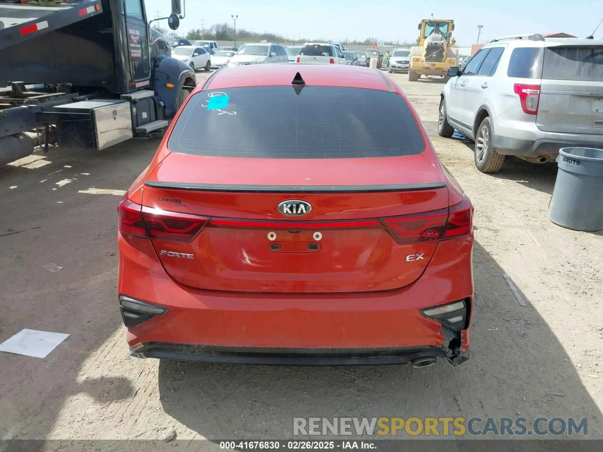 16 Фотография поврежденного автомобиля 3KPF54AD8KE061904 KIA FORTE 2019
