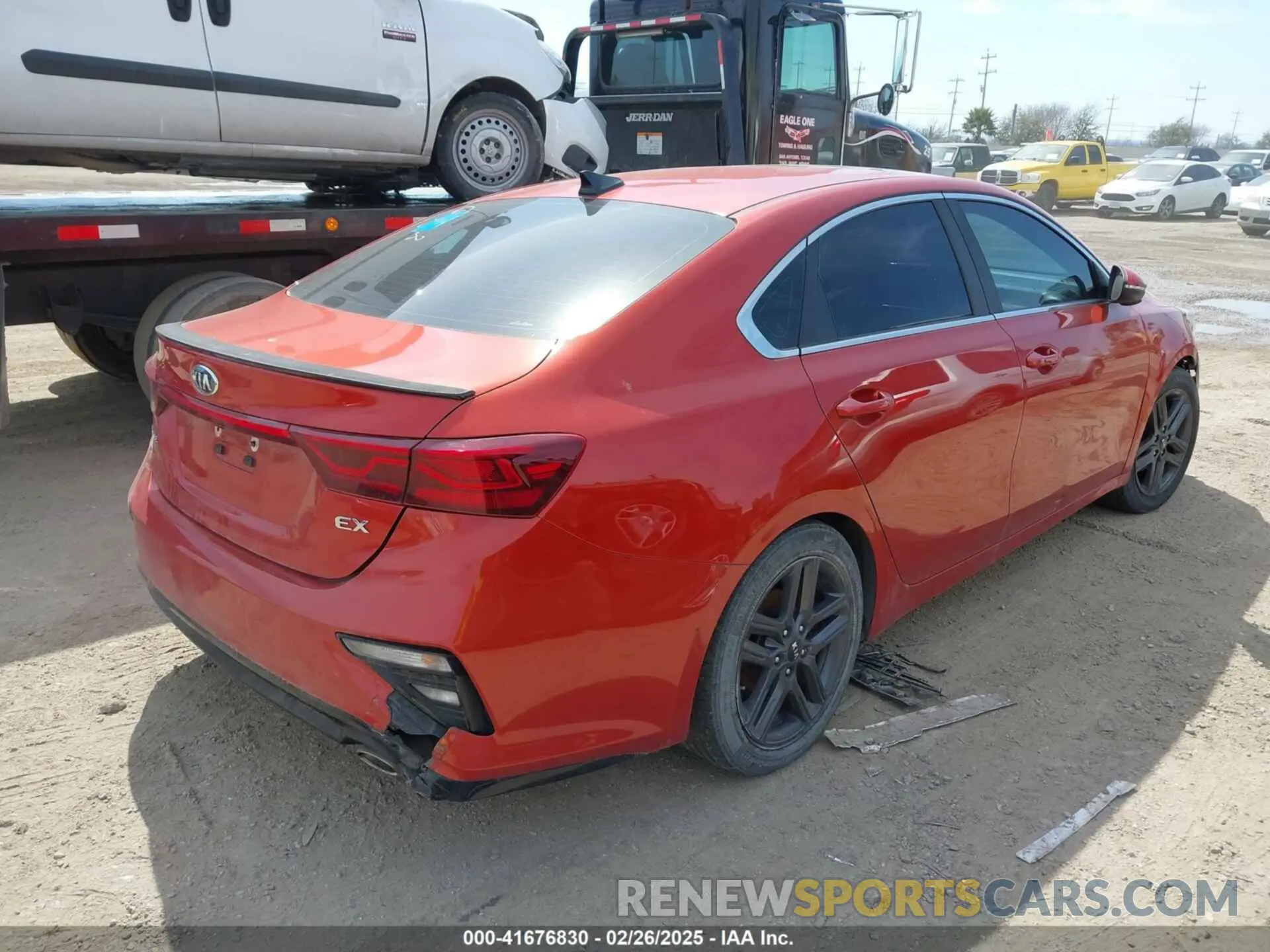 4 Фотография поврежденного автомобиля 3KPF54AD8KE061904 KIA FORTE 2019