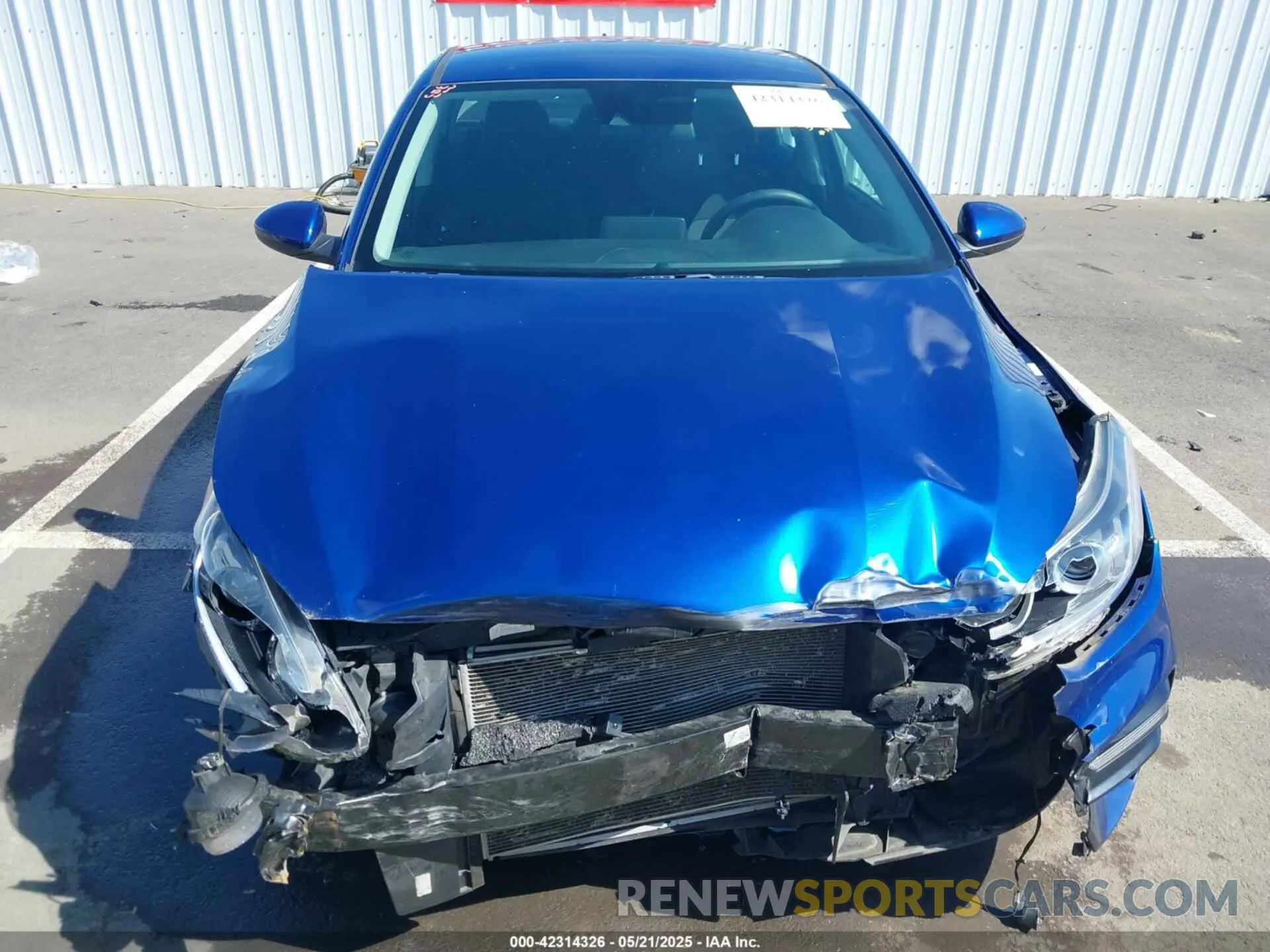 12 Photograph of a damaged car 3KPF24AD0LE150697 KIA FORTE 2020