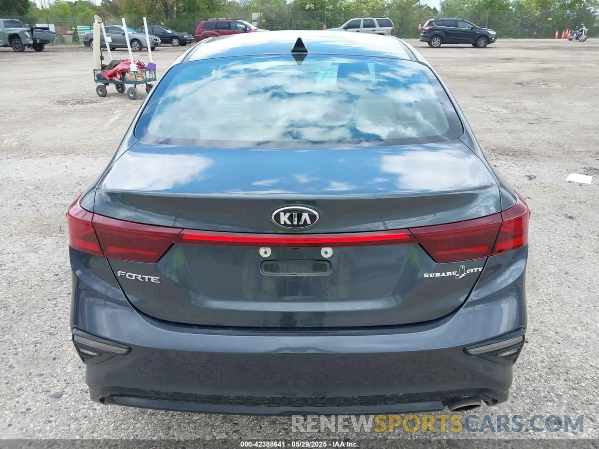 16 Фотография поврежденного автомобиля 3KPF24AD0LE173865 KIA FORTE 2020