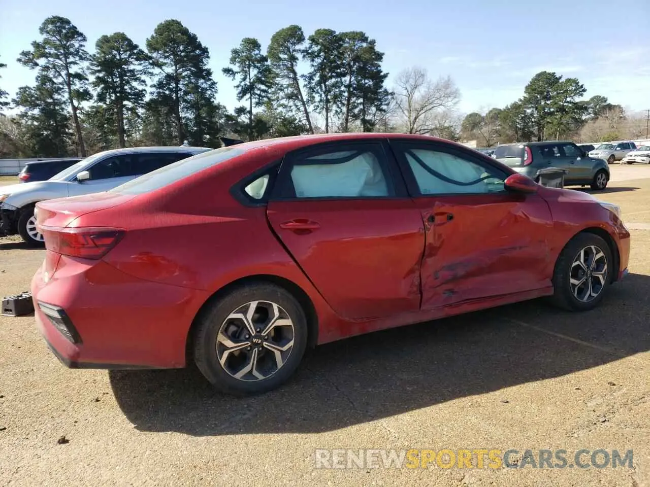 3 Photograph of a damaged car 3KPF24AD0LE198412 KIA FORTE 2020