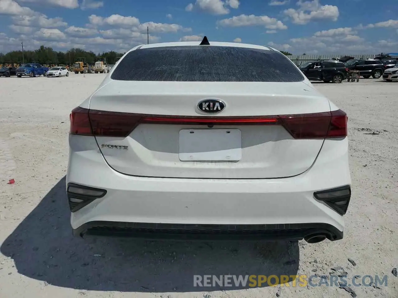 6 Фотография поврежденного автомобиля 3KPF24AD0LE213474 KIA FORTE 2020