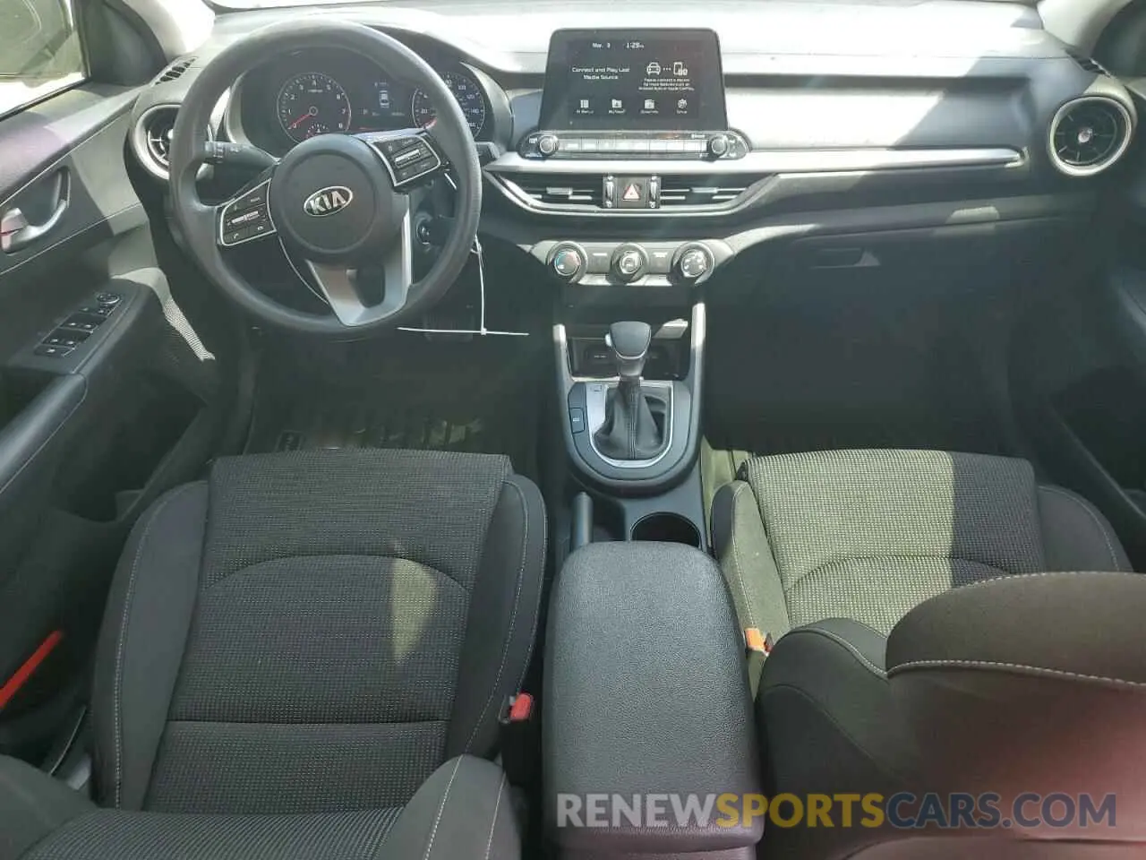 8 Фотография поврежденного автомобиля 3KPF24AD0LE213474 KIA FORTE 2020