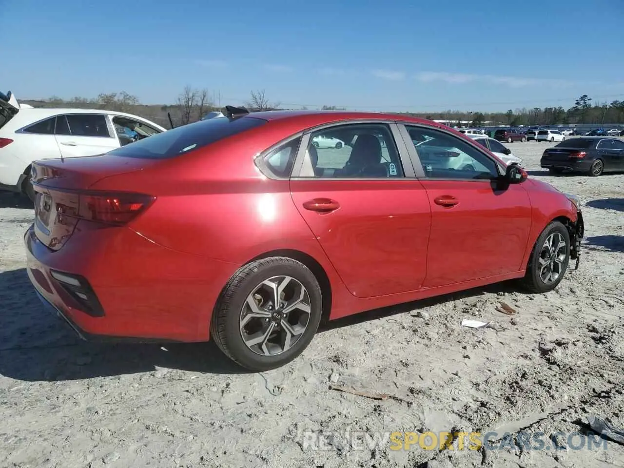 3 Photograph of a damaged car 3KPF24AD0LE218688 KIA FORTE 2020
