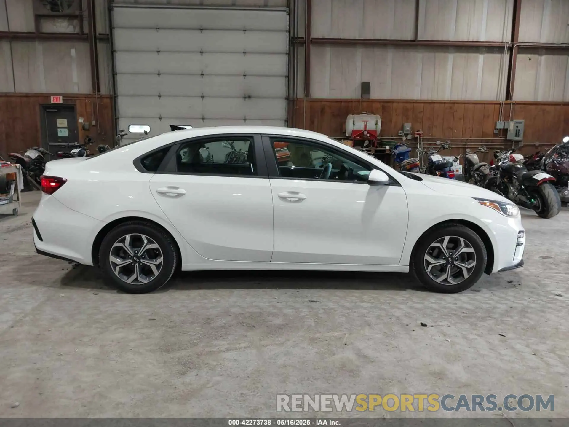 14 Фотография поврежденного автомобиля 3KPF24AD0LE255174 KIA FORTE 2020