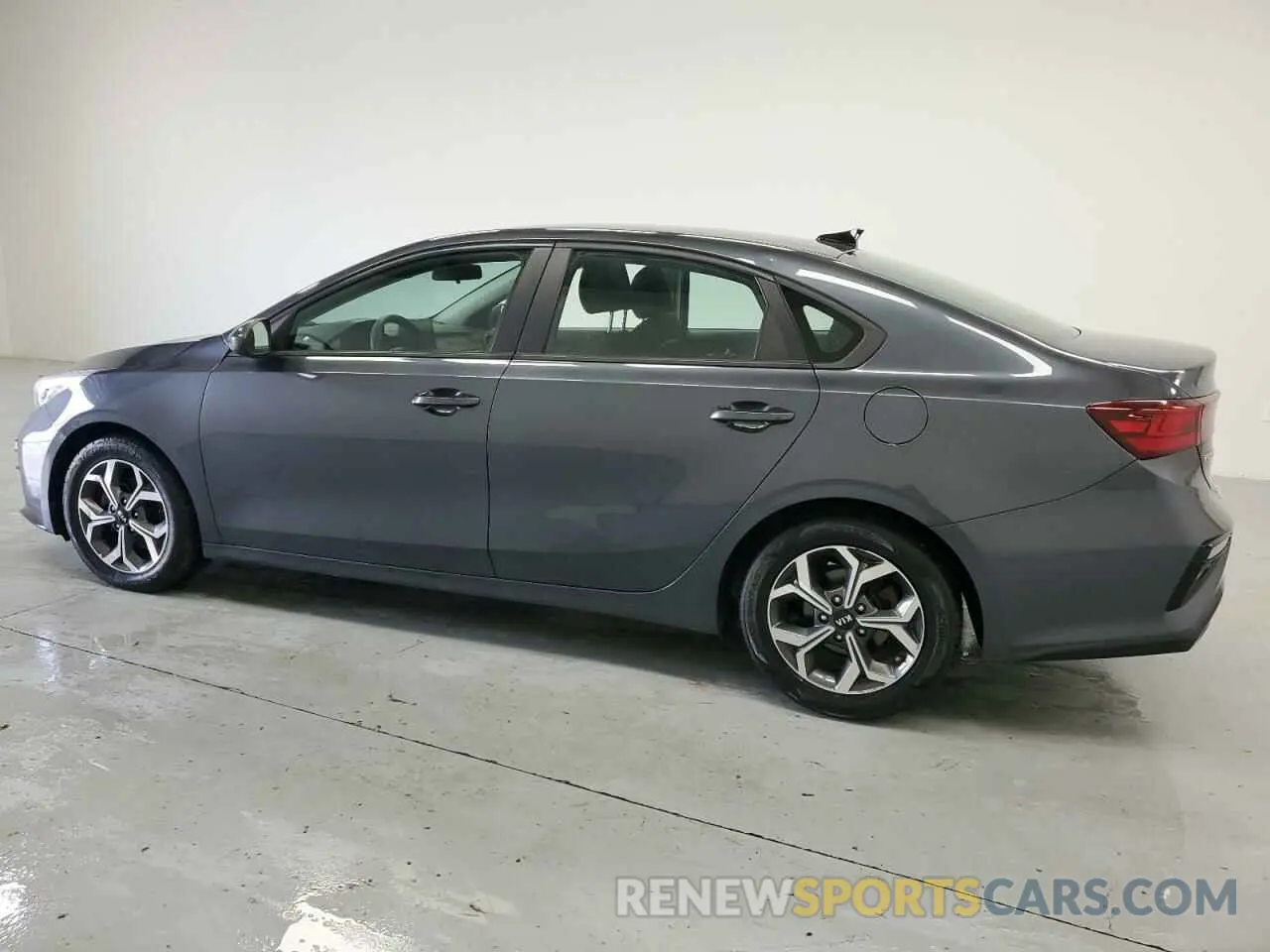 2 Фотография поврежденного автомобиля 3KPF24AD0LE260438 KIA FORTE 2020
