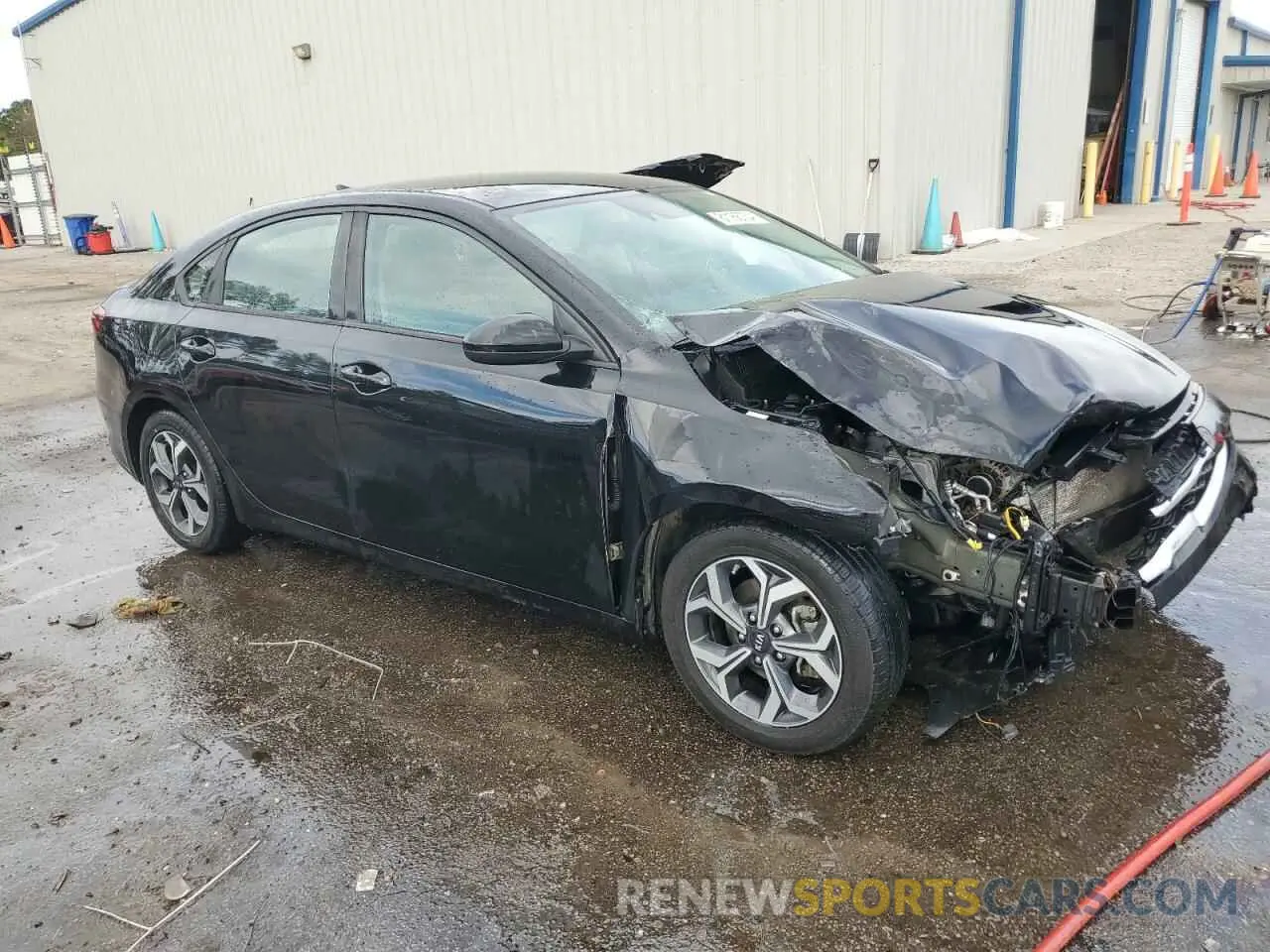 4 Photograph of a damaged car 3KPF24AD1LE164933 KIA FORTE 2020