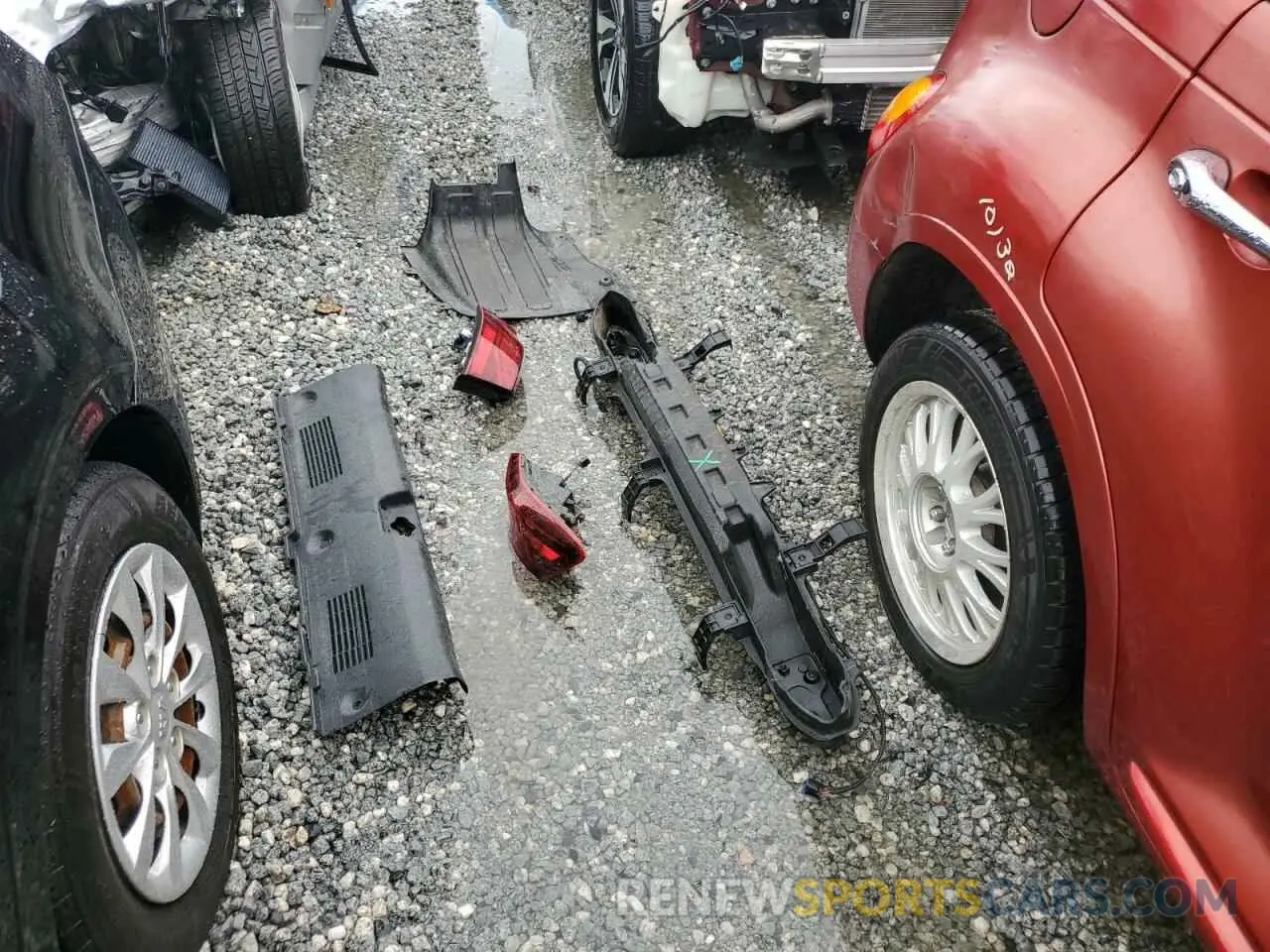 12 Photograph of a damaged car 3KPF24AD1LE174815 KIA FORTE 2020