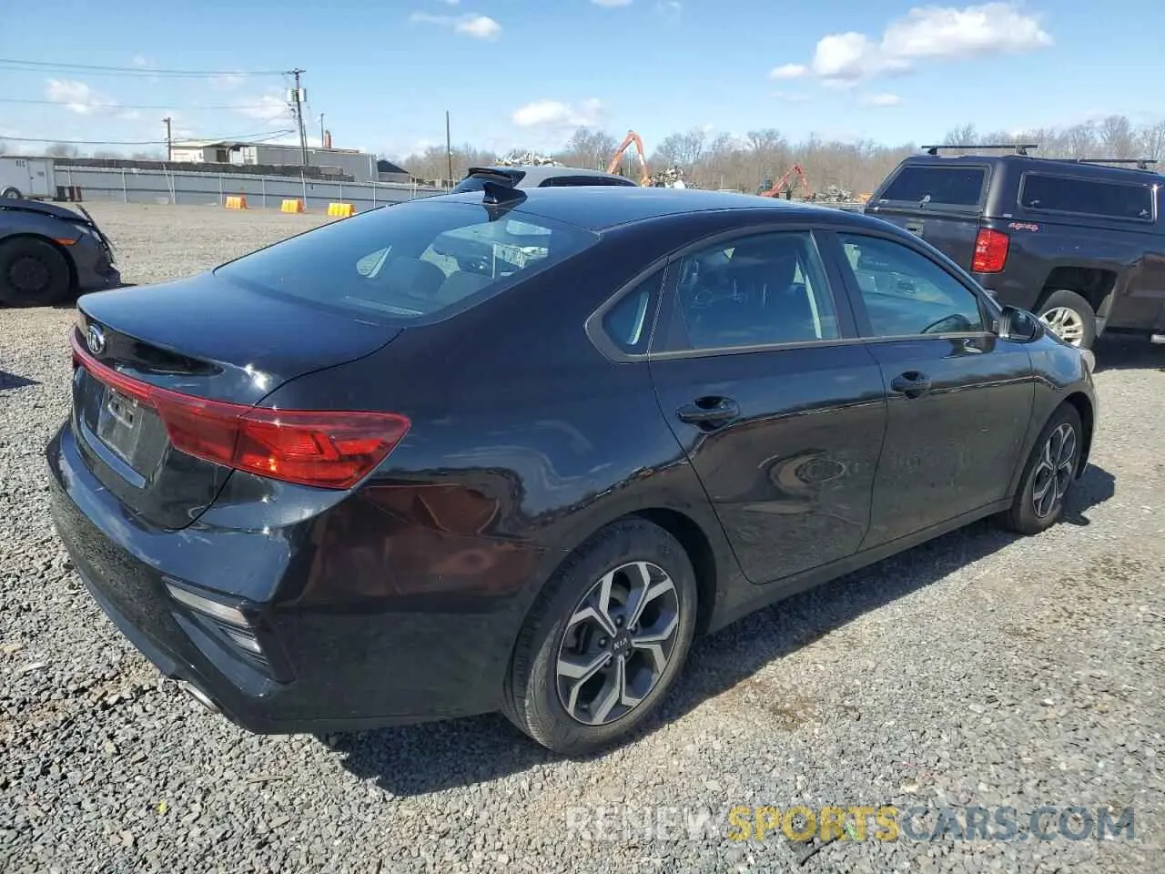 3 Фотография поврежденного автомобиля 3KPF24AD1LE194417 KIA FORTE 2020