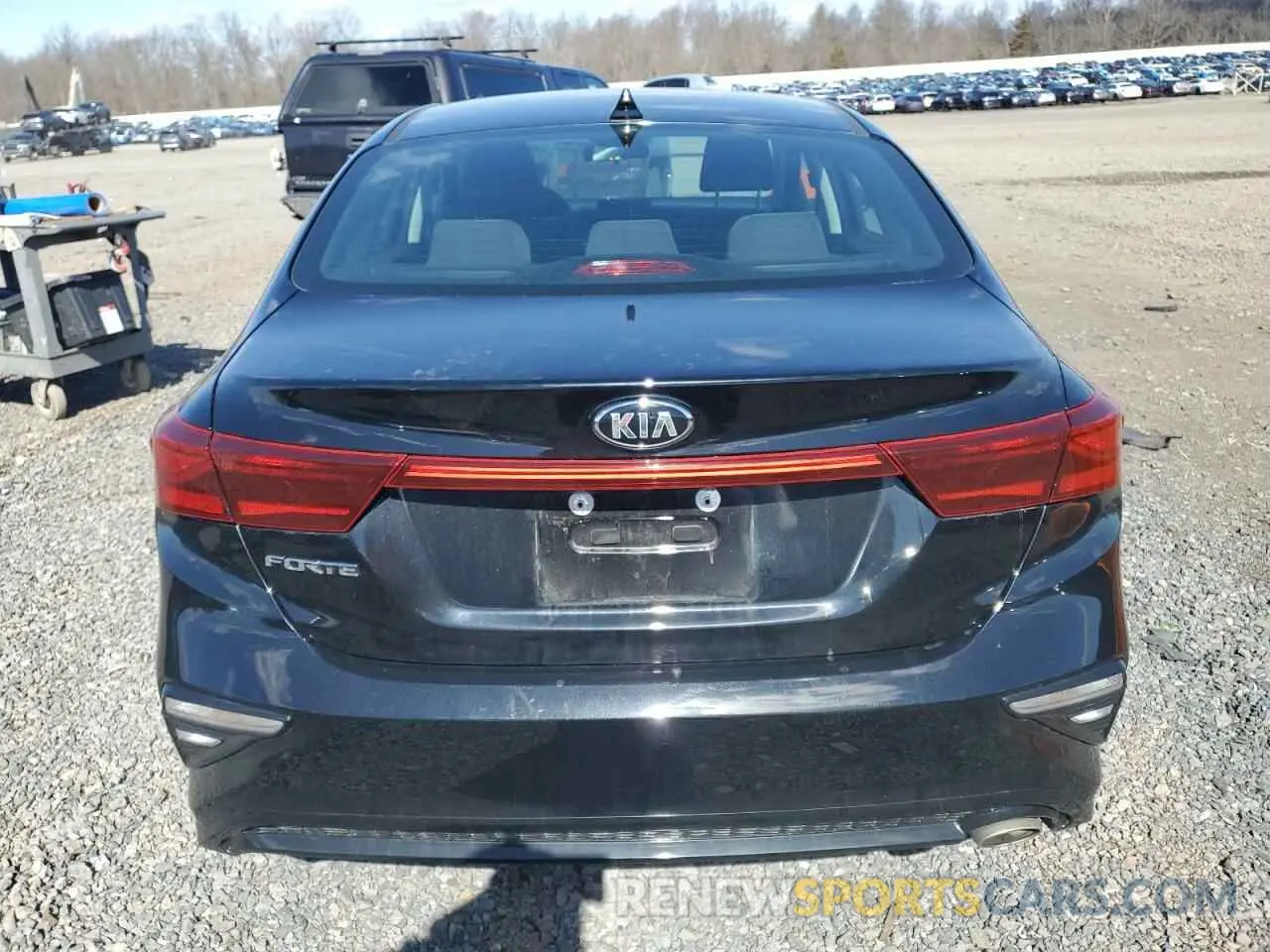 6 Фотография поврежденного автомобиля 3KPF24AD1LE194417 KIA FORTE 2020
