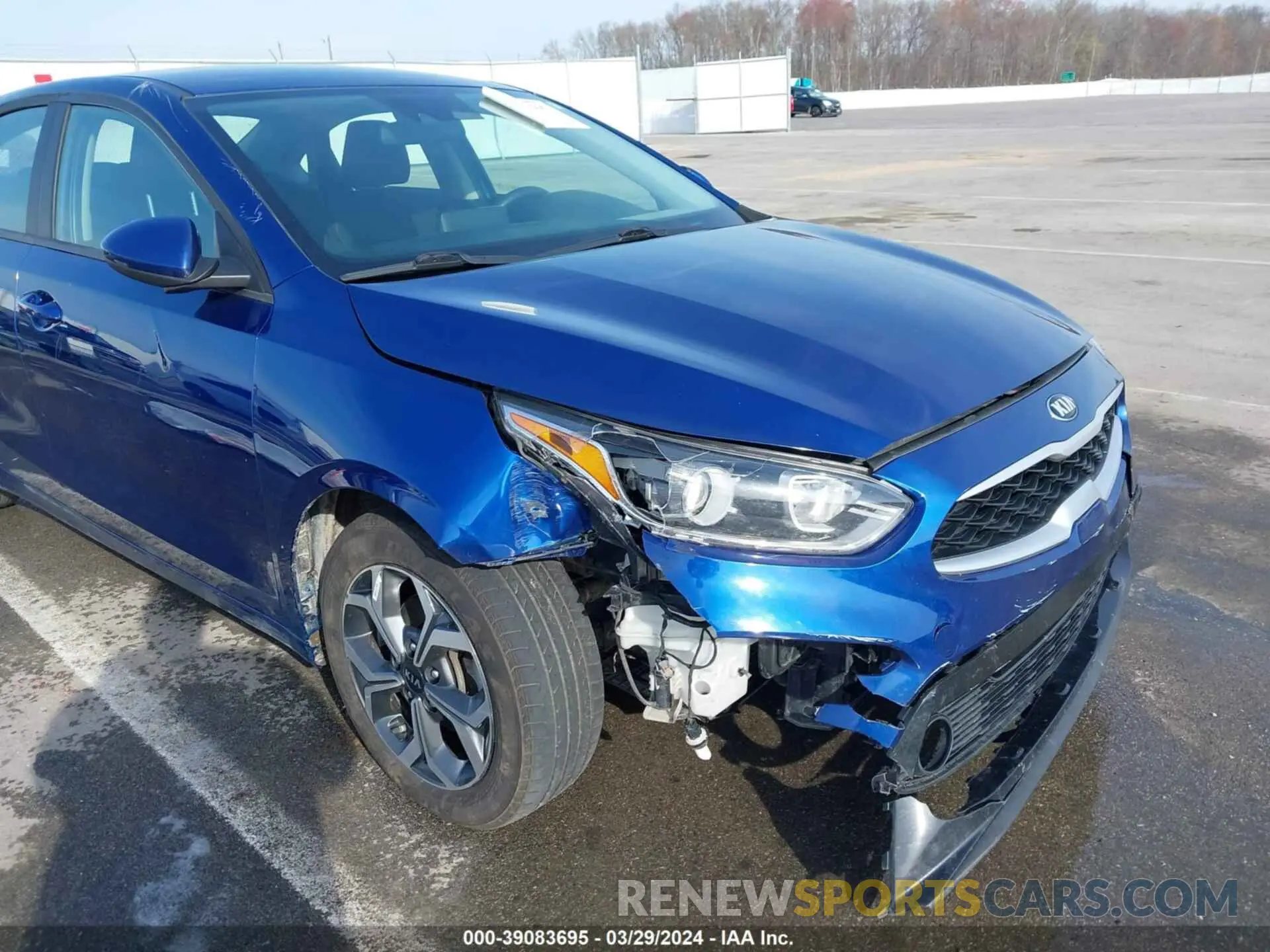 6 Photograph of a damaged car 3KPF24AD1LE244667 KIA FORTE 2020