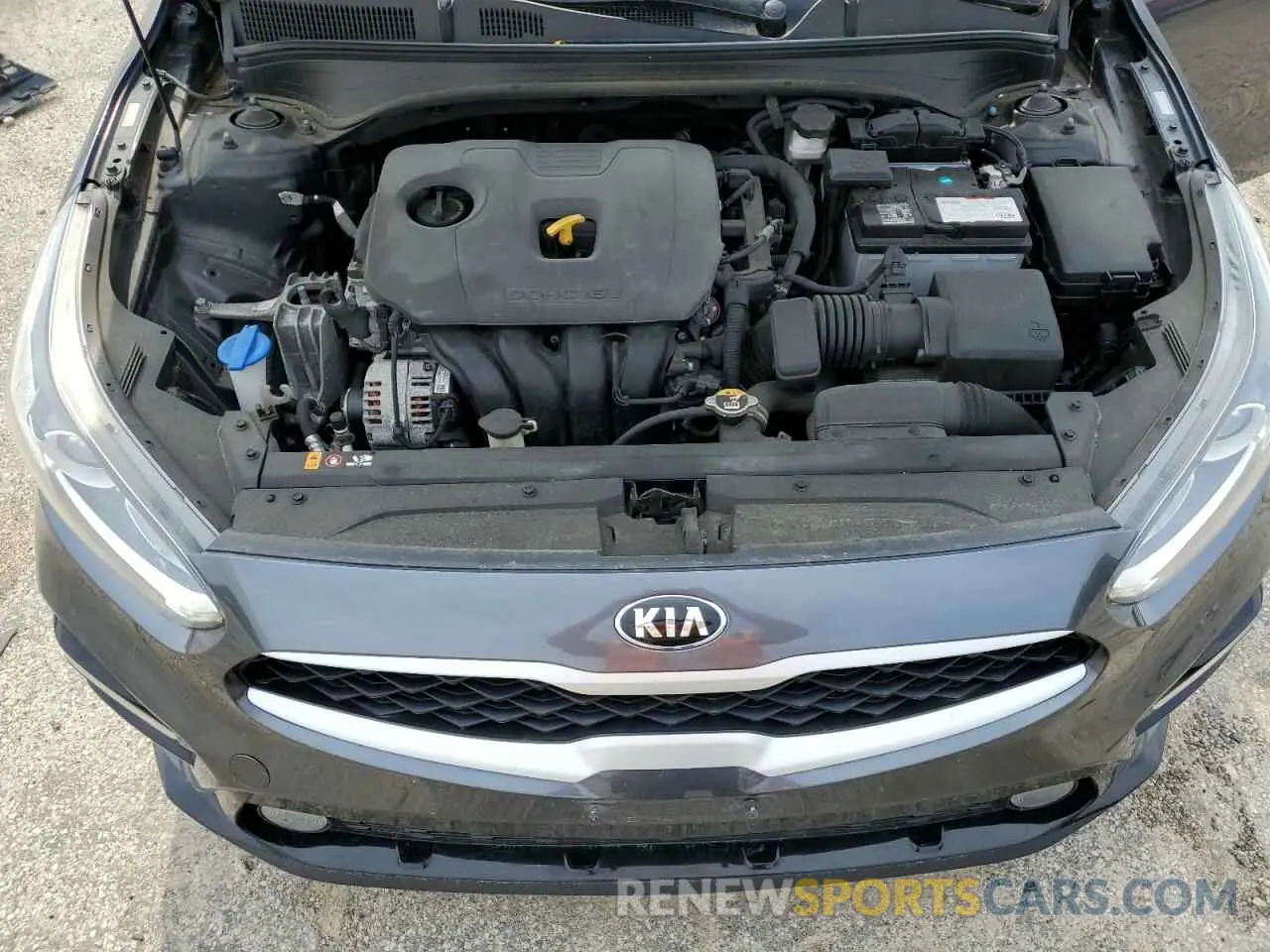 11 Photograph of a damaged car 3KPF24AD1LE251571 KIA FORTE 2020