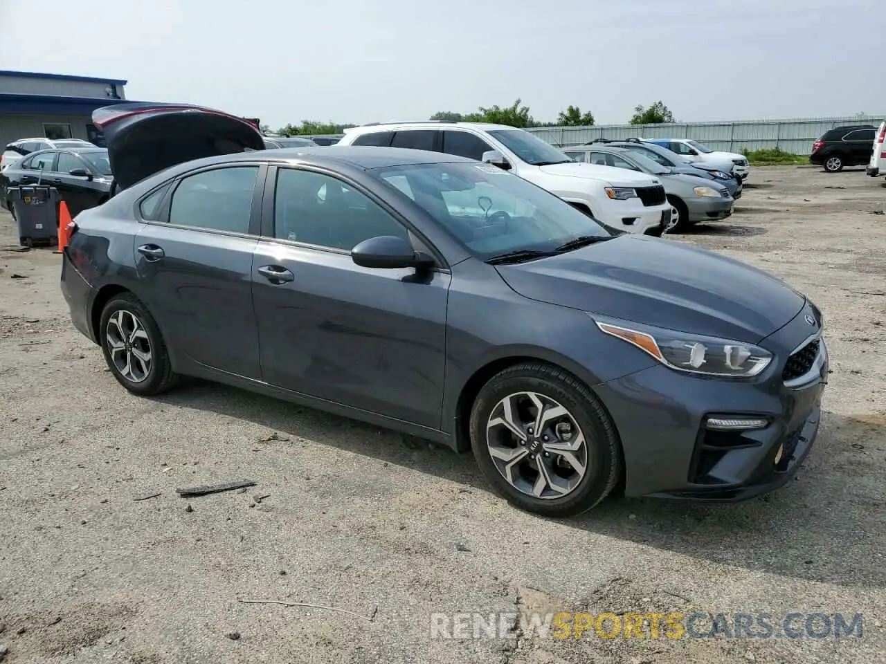 4 Photograph of a damaged car 3KPF24AD1LE251571 KIA FORTE 2020