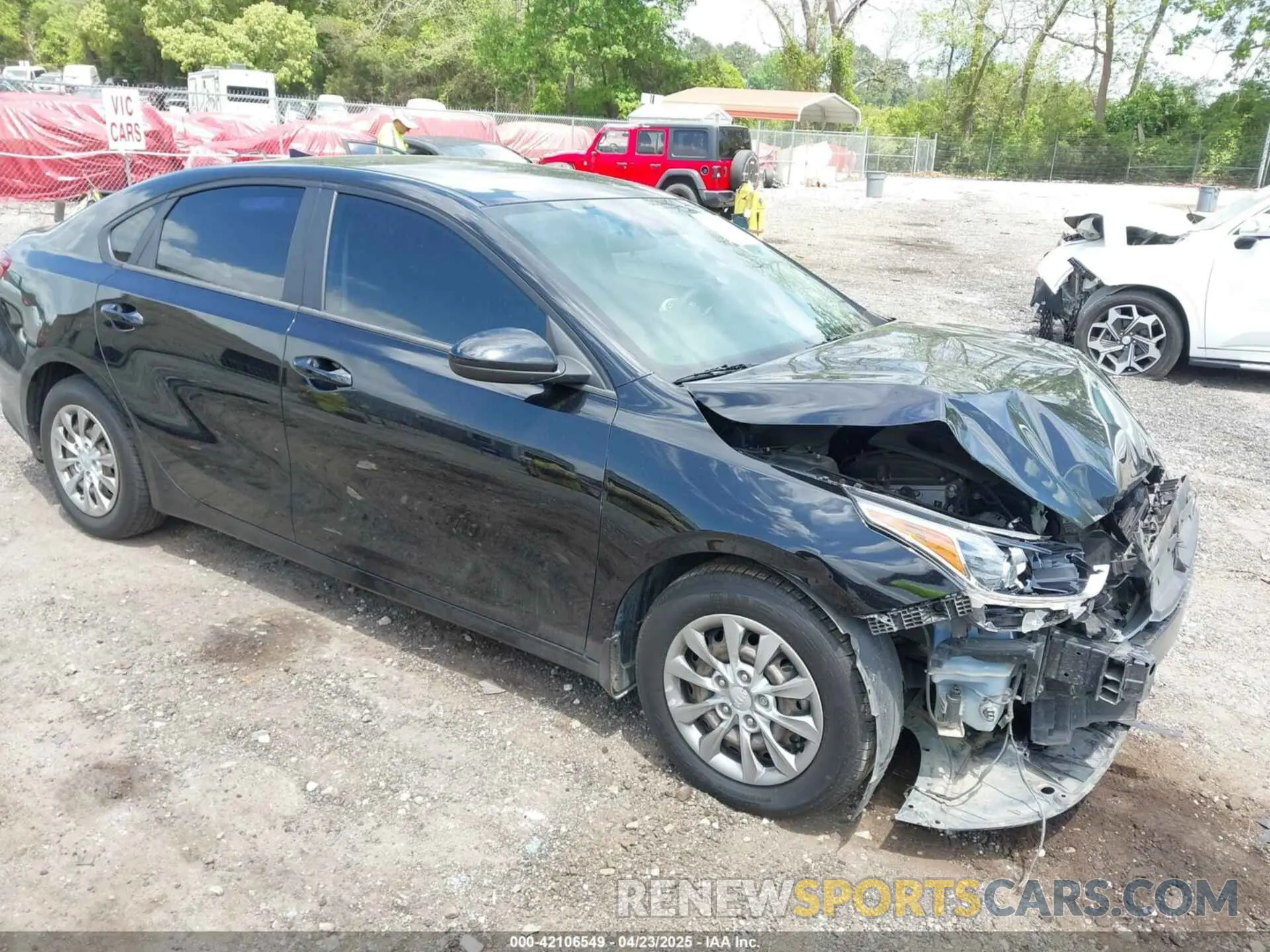 1 Photograph of a damaged car 3KPF24AD1LE257371 KIA FORTE 2020
